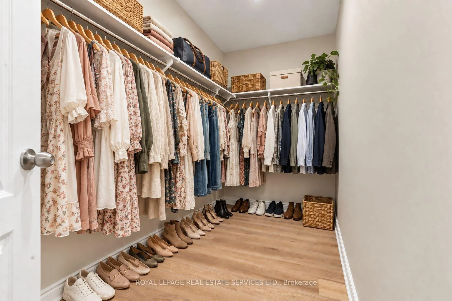Photo 20 of 3396 Hayhurst Crescent, Oakville, Bronte — HOMEH