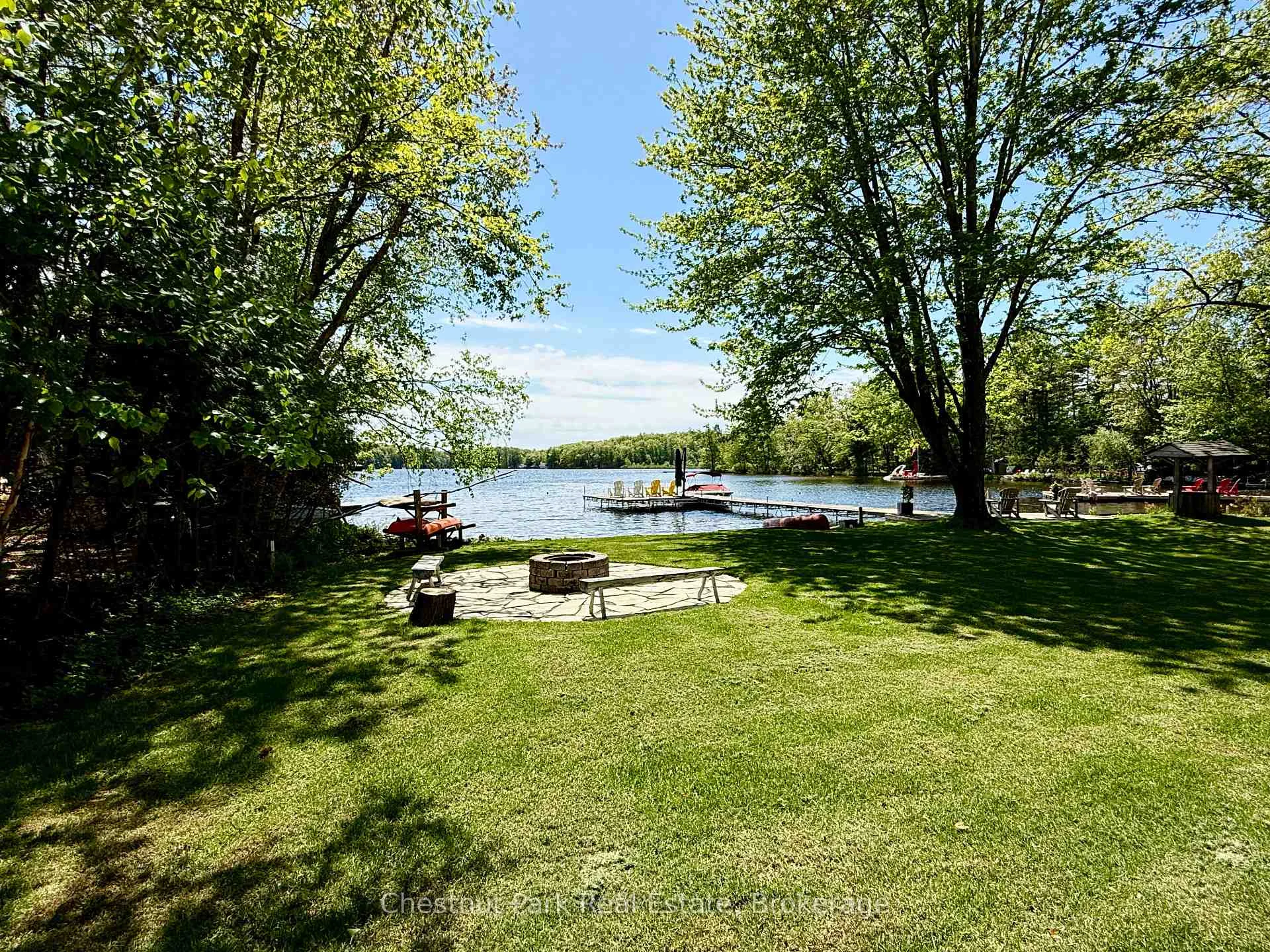 Photo 3 of 1006 Bailey Lane, Bracebridge, Muskoka (N) — HOMEH