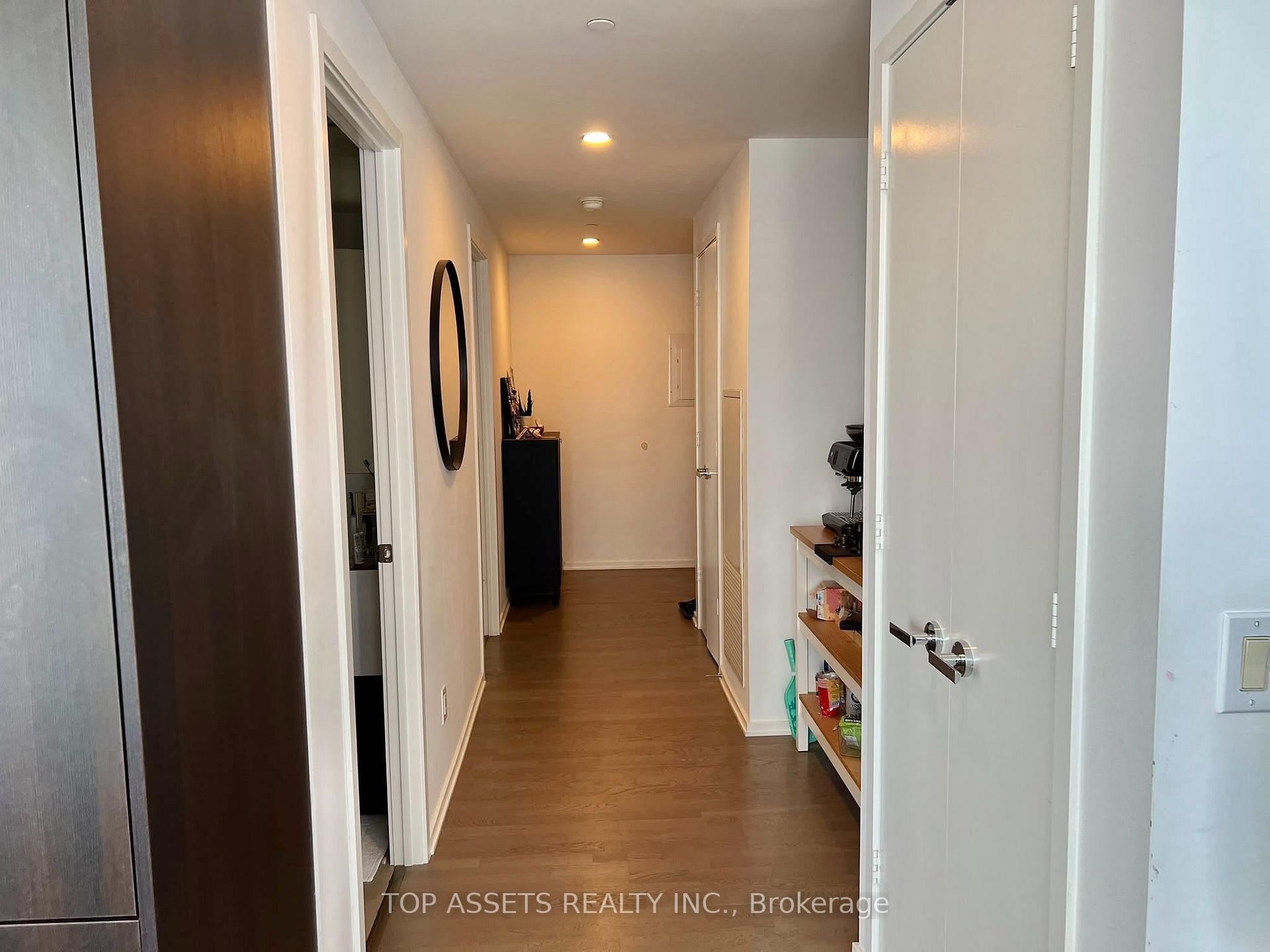 Photo 7 of Unit 4409, 1 Bloor Street E, Toronto, Church-Yonge Corridor — HOMEH