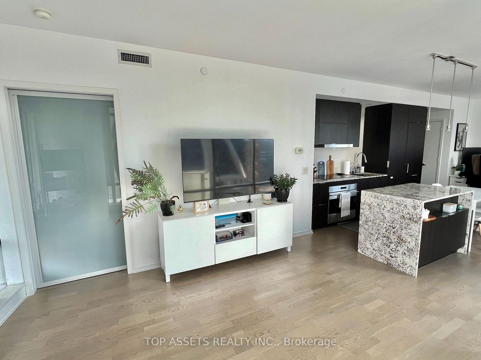 Photo 14 of Unit 4409, 1 Bloor Street E, Toronto, Church-Yonge Corridor — HOMEH