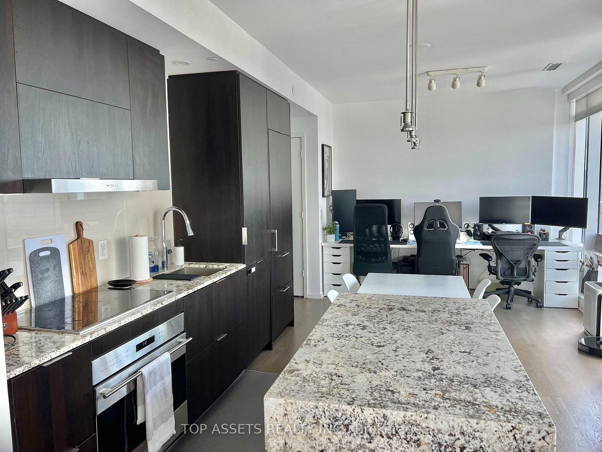 Photo 18 of Unit 4409, 1 Bloor Street E, Toronto, Church-Yonge Corridor — HOMEH
