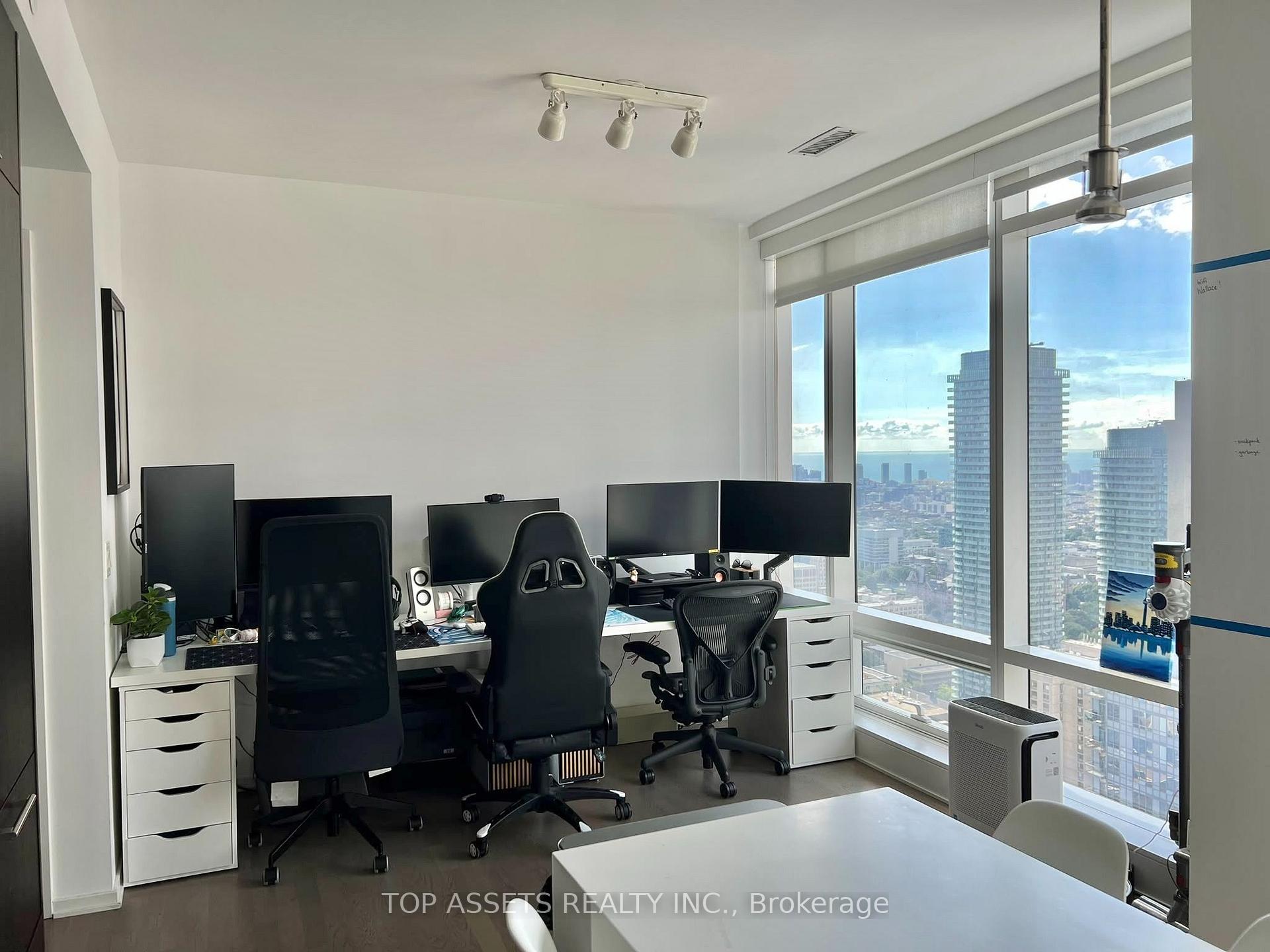 Photo 24 of Unit 4409, 1 Bloor Street E, Toronto, Church-Yonge Corridor — HOMEH