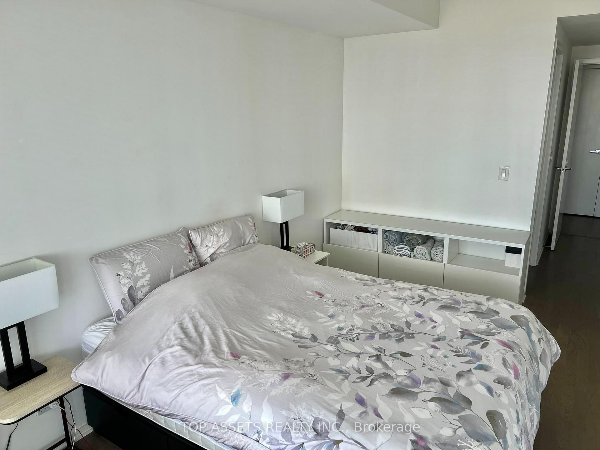 Photo 25 of Unit 4409, 1 Bloor Street E, Toronto, Church-Yonge Corridor — HOMEH
