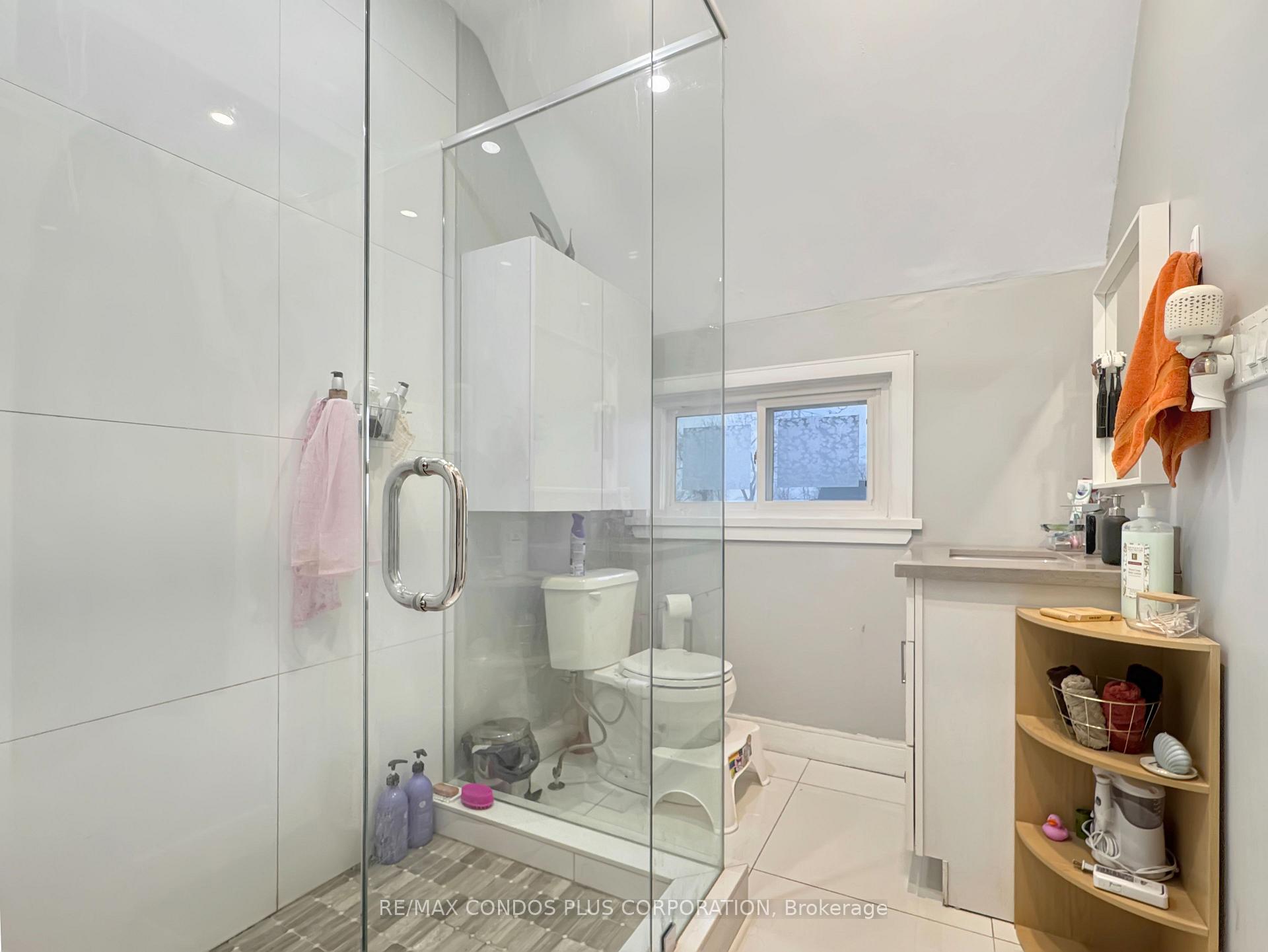 Photo 8 of 869 Beach Boulevard, Hamilton, Hamilton Beach — HOMEH
