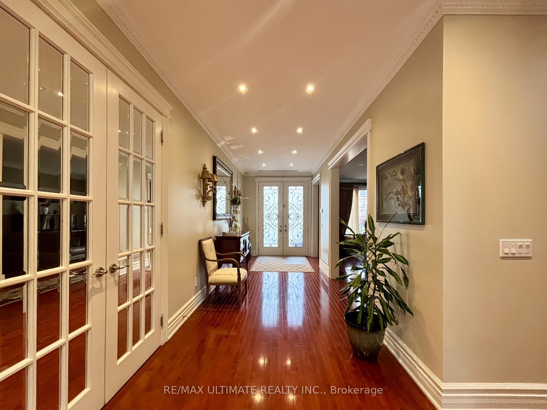 Photo 7 of 38 Wilmar Road, Etobicoke, Islington-City Centre West — HOMEH