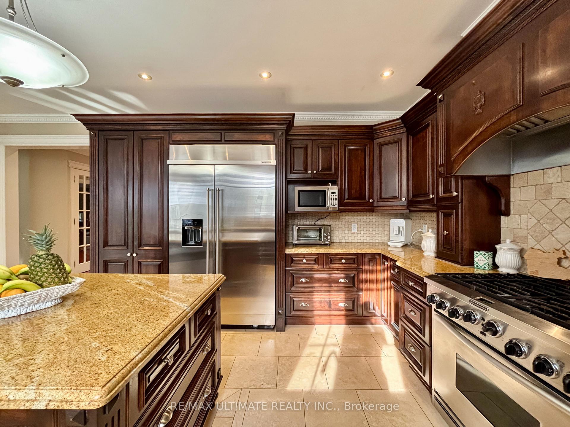 Photo 11 of 38 Wilmar Road, Etobicoke, Islington-City Centre West — HOMEH