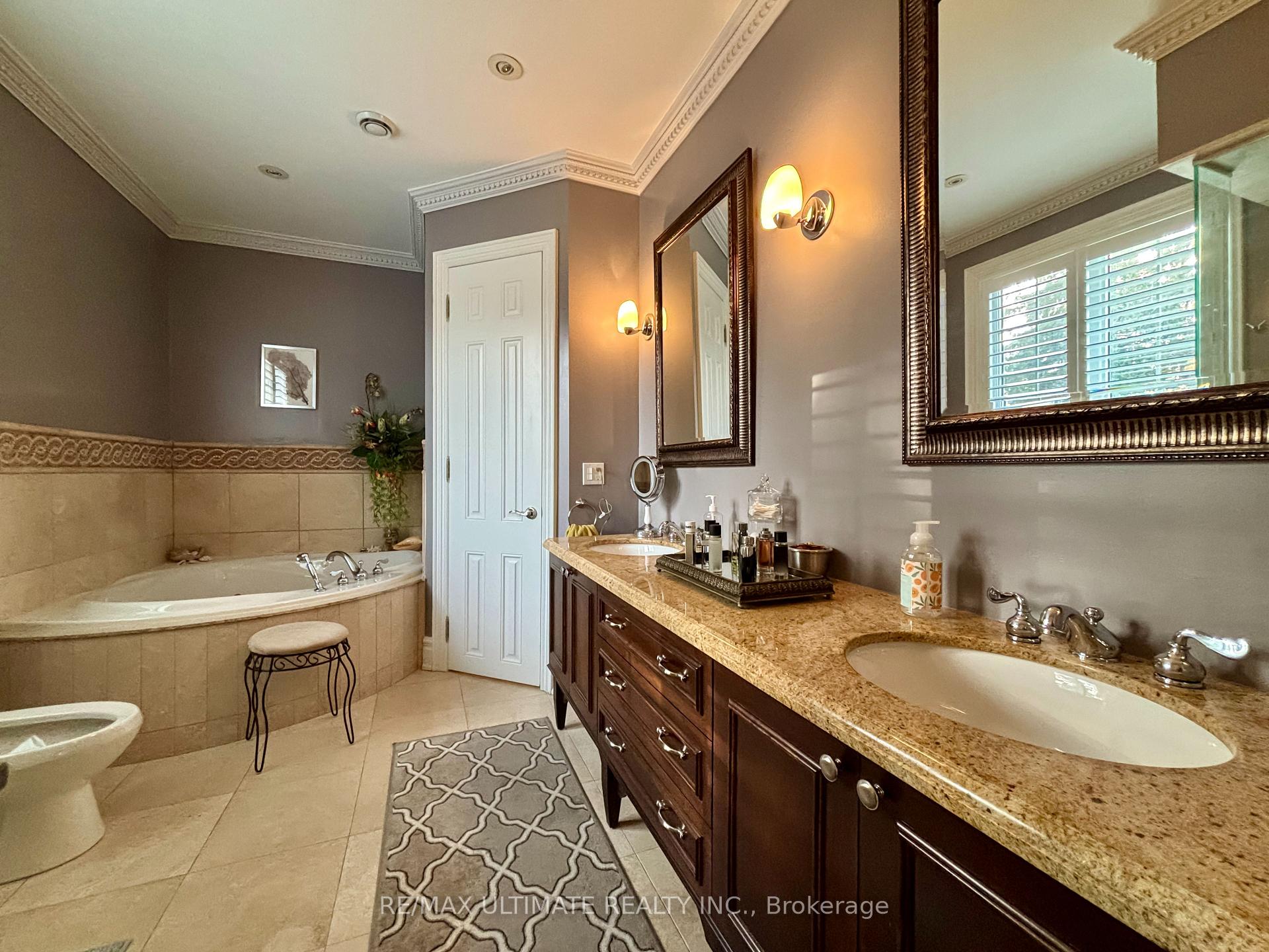 Photo 31 of 38 Wilmar Road, Etobicoke, Islington-City Centre West — HOMEH
