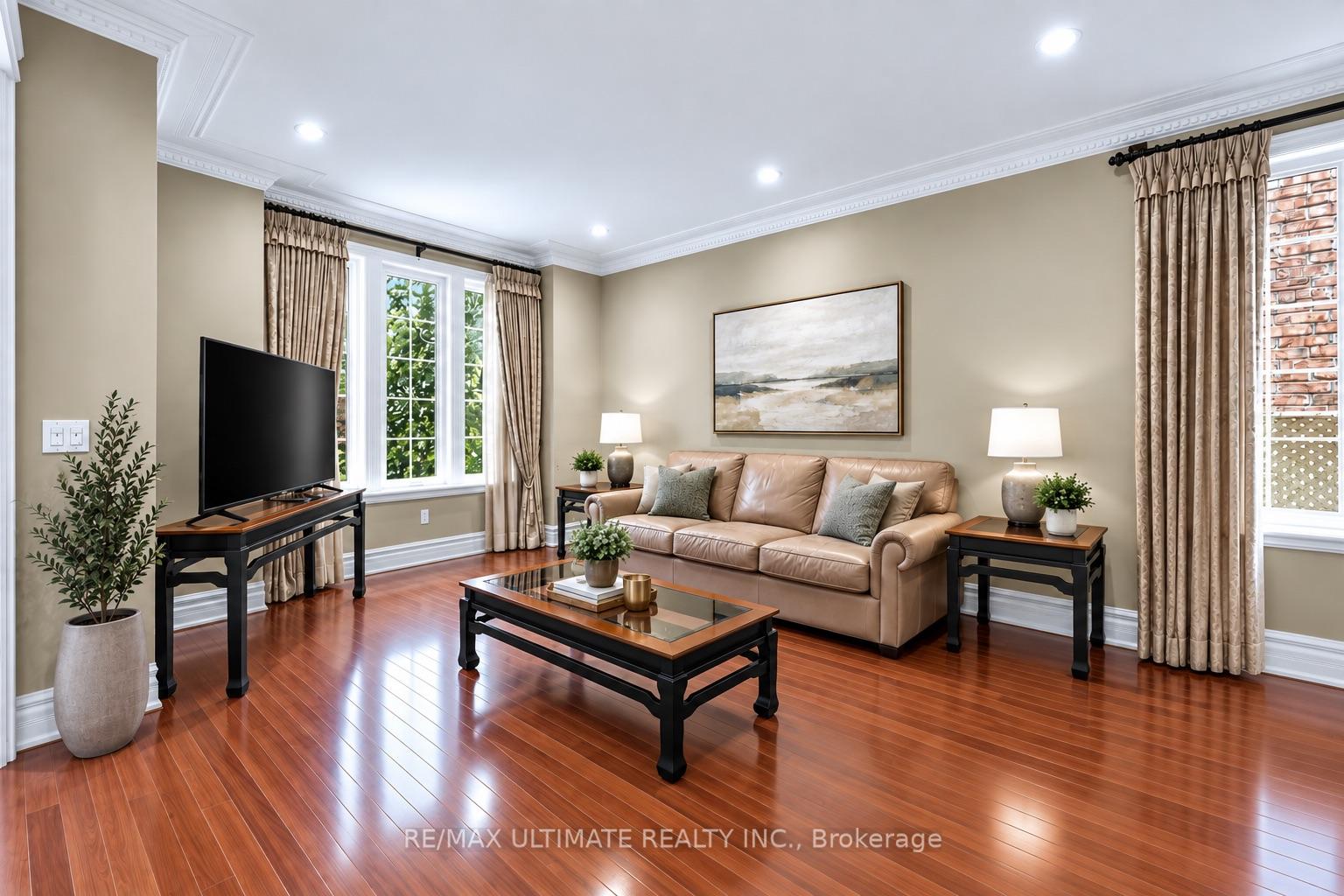 Photo 6 of 38 Wilmar Road, Etobicoke, Islington-City Centre West — HOMEH