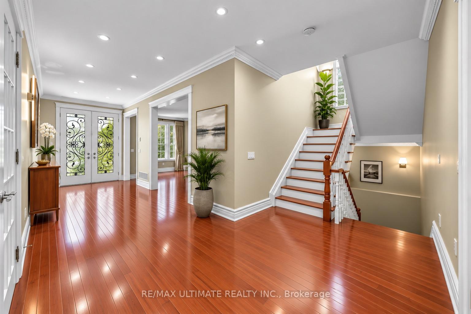 Photo 10 of 38 Wilmar Road, Etobicoke, Islington-City Centre West — HOMEH