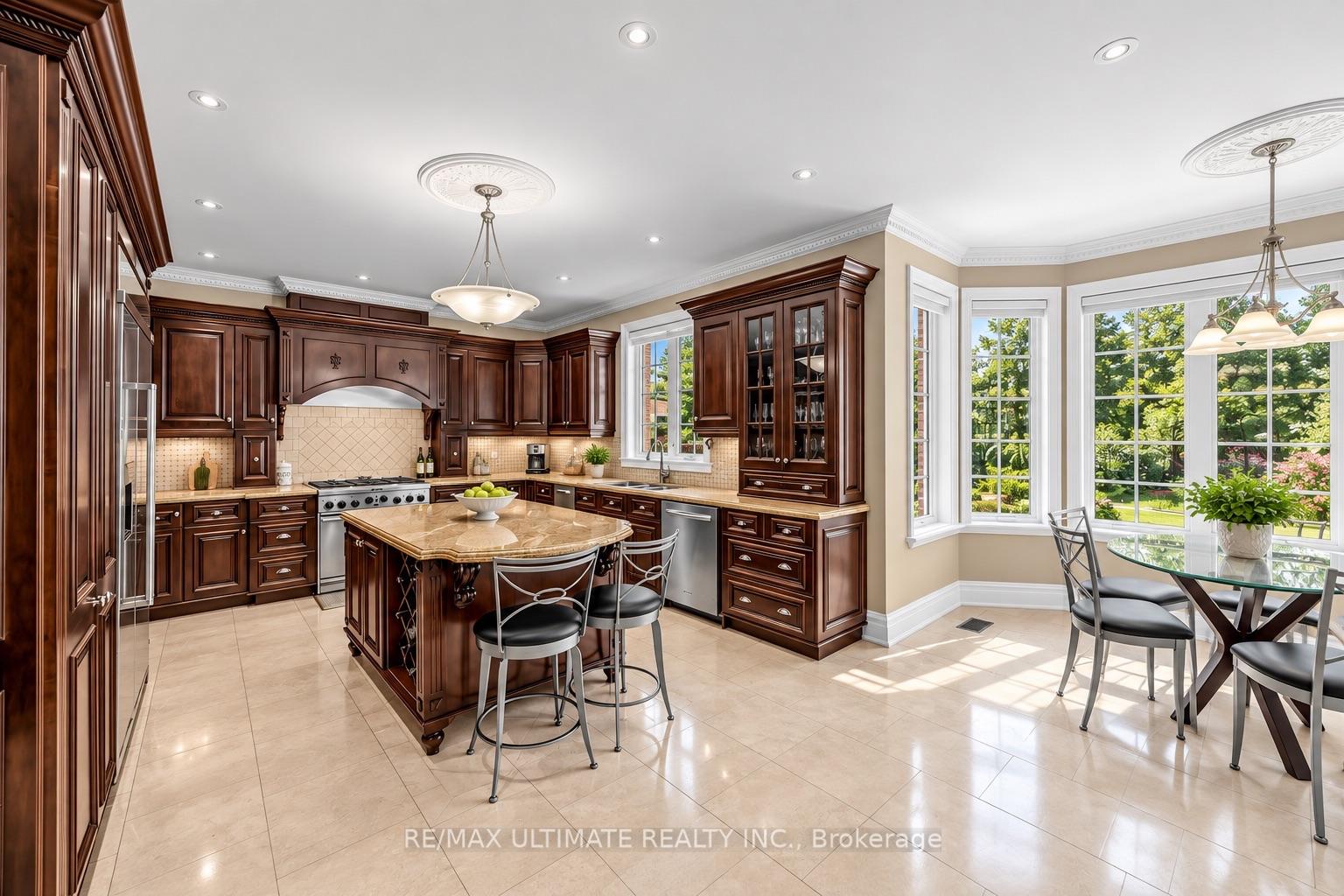Photo 12 of 38 Wilmar Road, Etobicoke, Islington-City Centre West — HOMEH