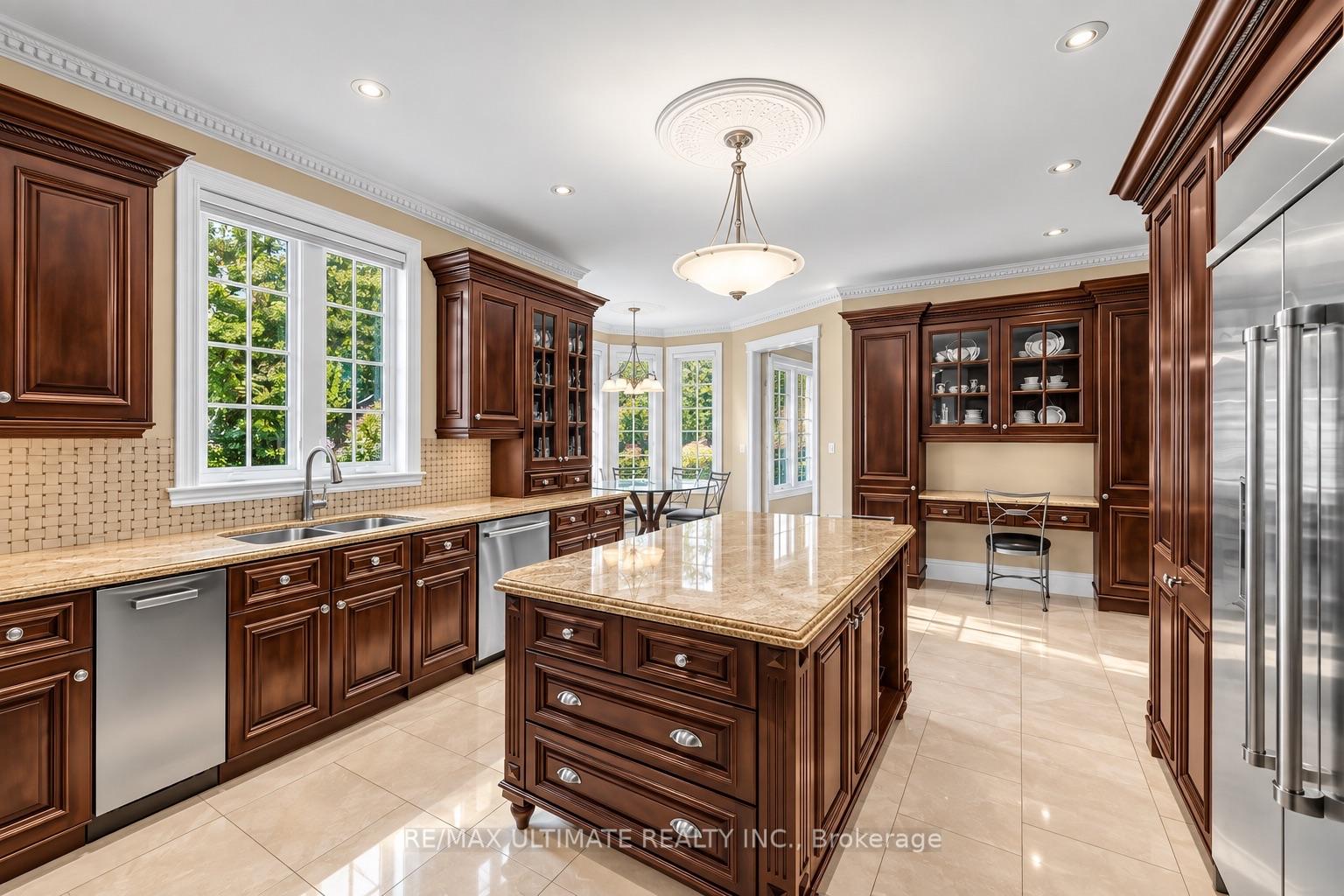 Photo 14 of 38 Wilmar Road, Etobicoke, Islington-City Centre West — HOMEH