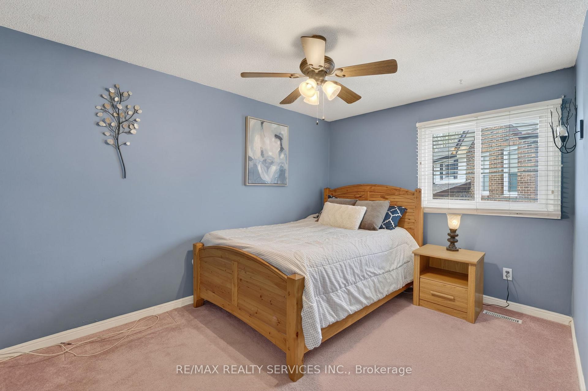Photo 21 of 14 Brighton Place, Brampton, Heart Lake West — HOMEH