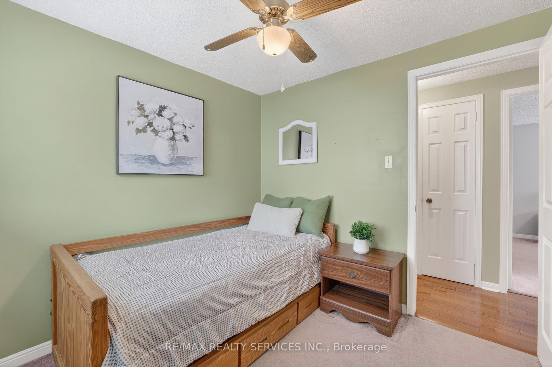 Photo 24 of 14 Brighton Place, Brampton, Heart Lake West — HOMEH