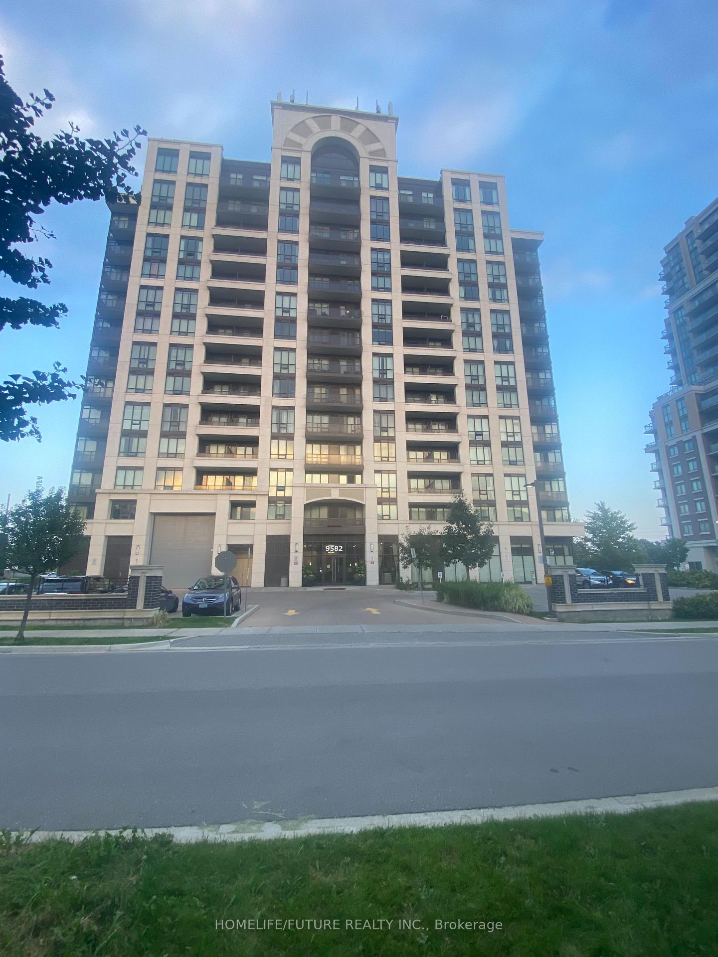 Photo of Unit 501, 9582 Markham Road