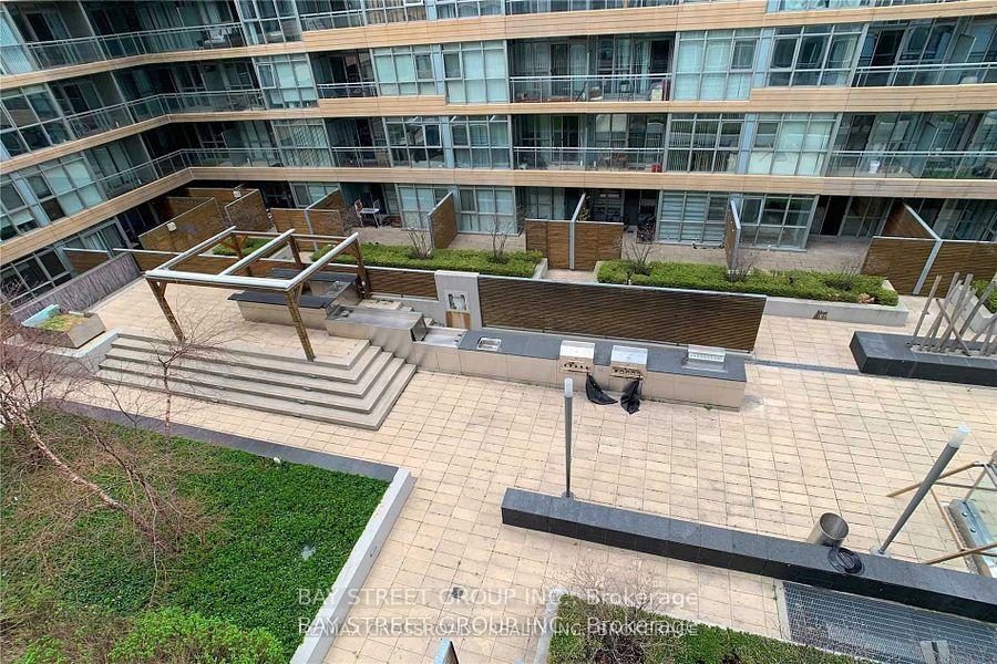 Photo 7 of Unit 633, 15 Iceboat Terrace, Toronto, Waterfront Communities — HOMEH