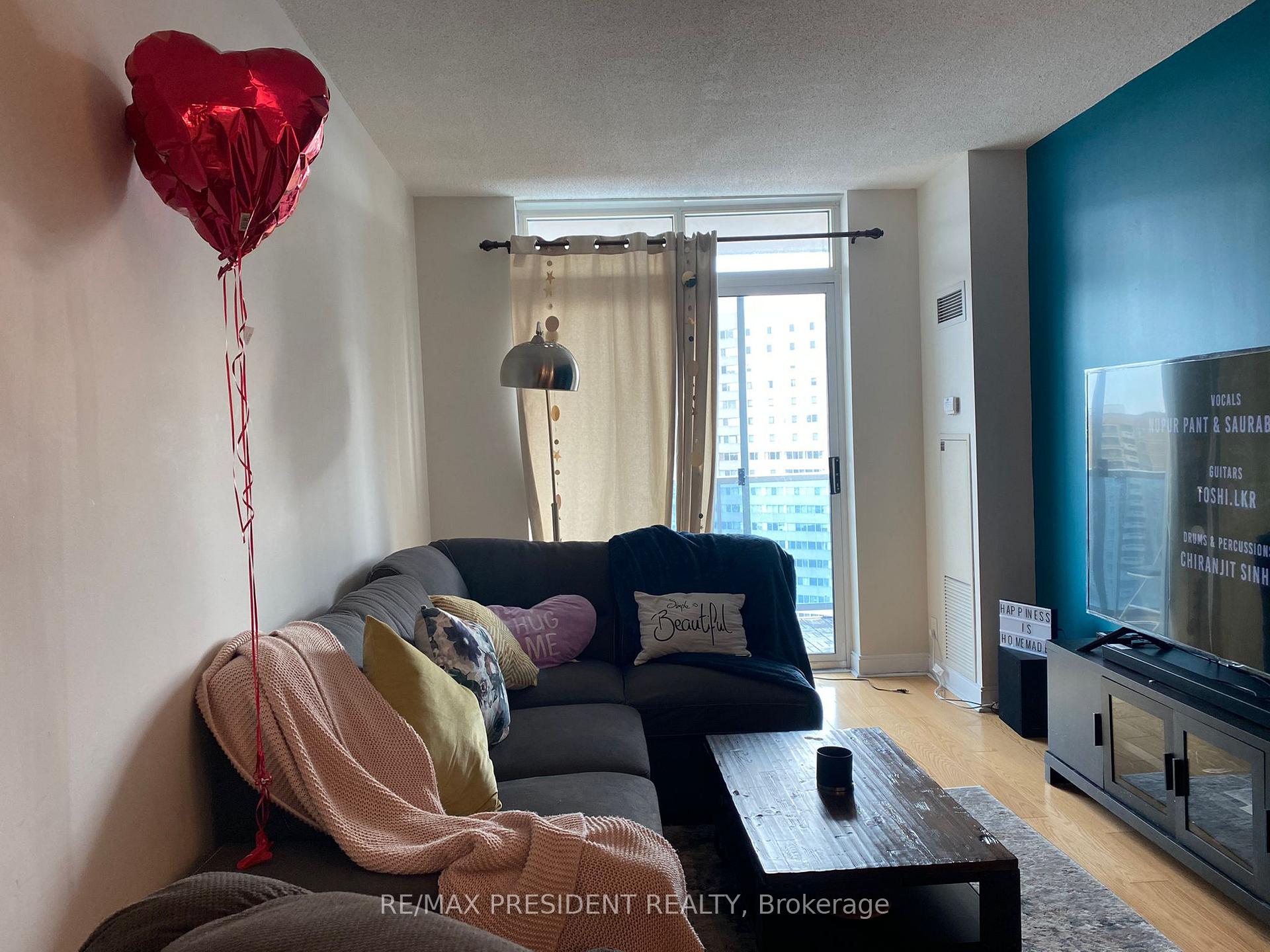 Photo 13 of Unit 1605, 90 Absolute Avenue, Mississauga, City Centre — HOMEH