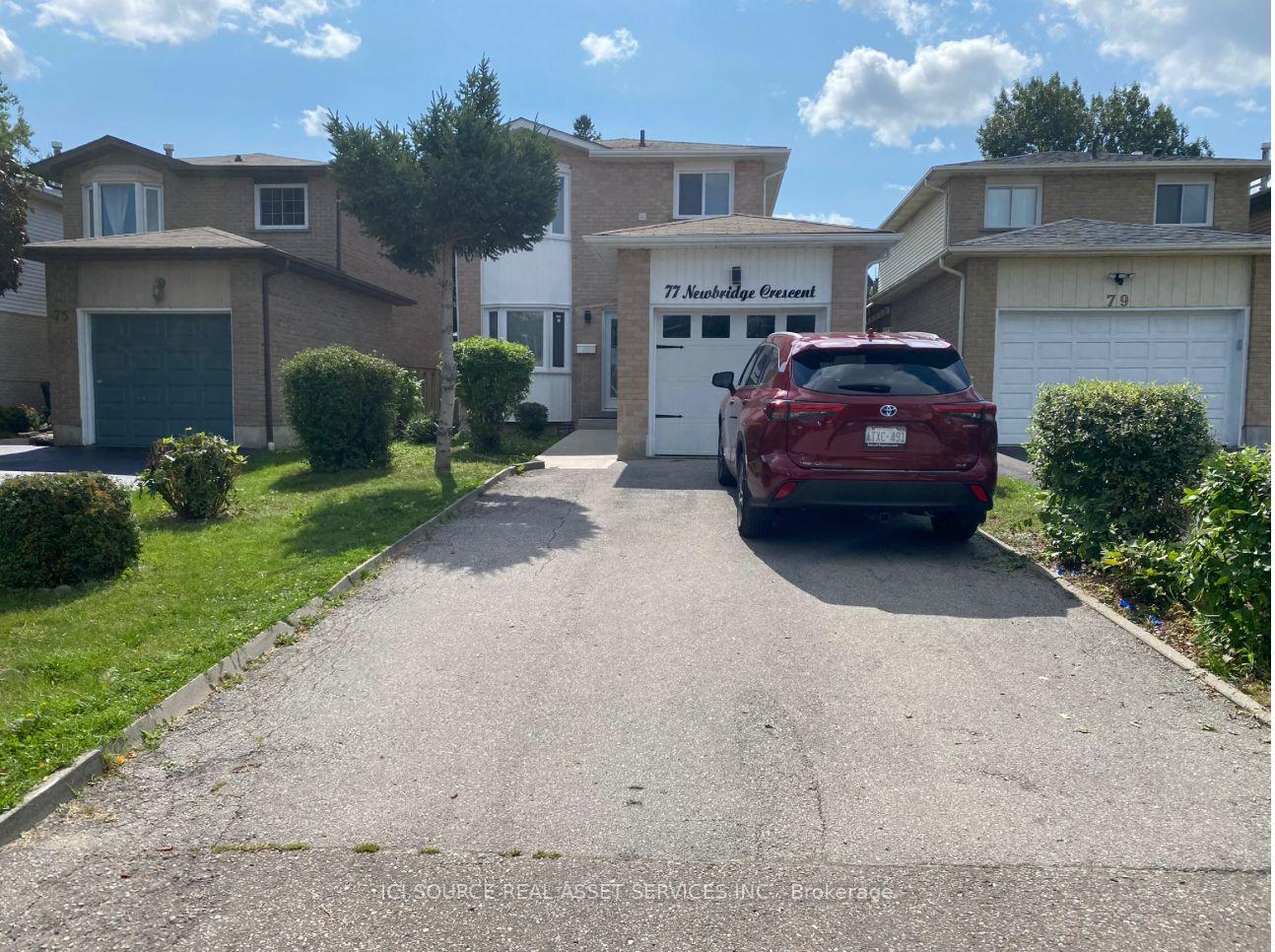 Photo 2 of 77 Newbridge Crescent, Brampton, Westgate — HOMEH