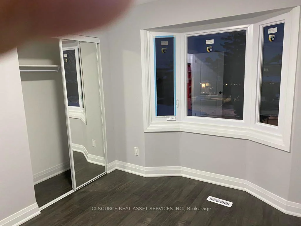 Photo 11 of 77 Newbridge Crescent, Brampton, Westgate — HOMEH