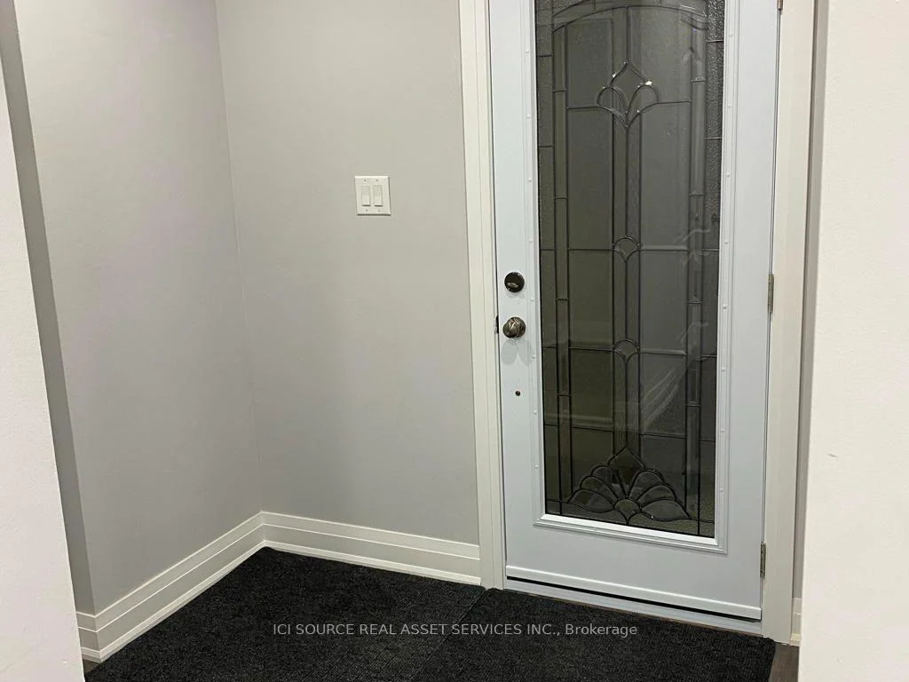 Photo 16 of 77 Newbridge Crescent, Brampton, Westgate — HOMEH