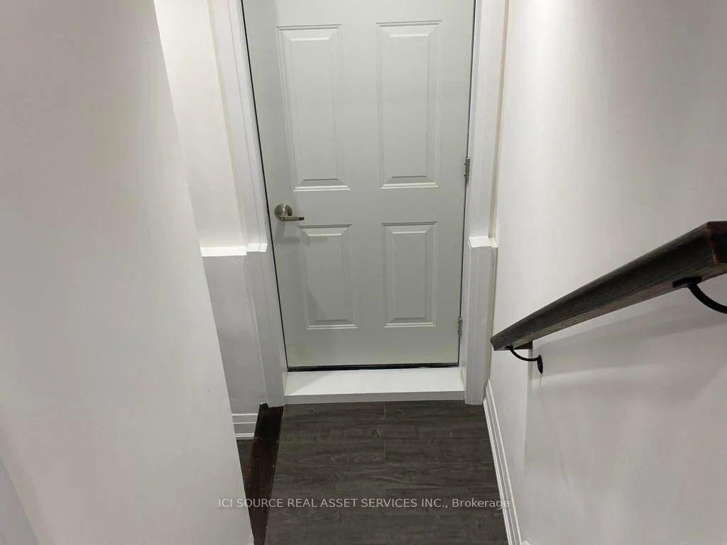 Photo 23 of 77 Newbridge Crescent, Brampton, Westgate — HOMEH