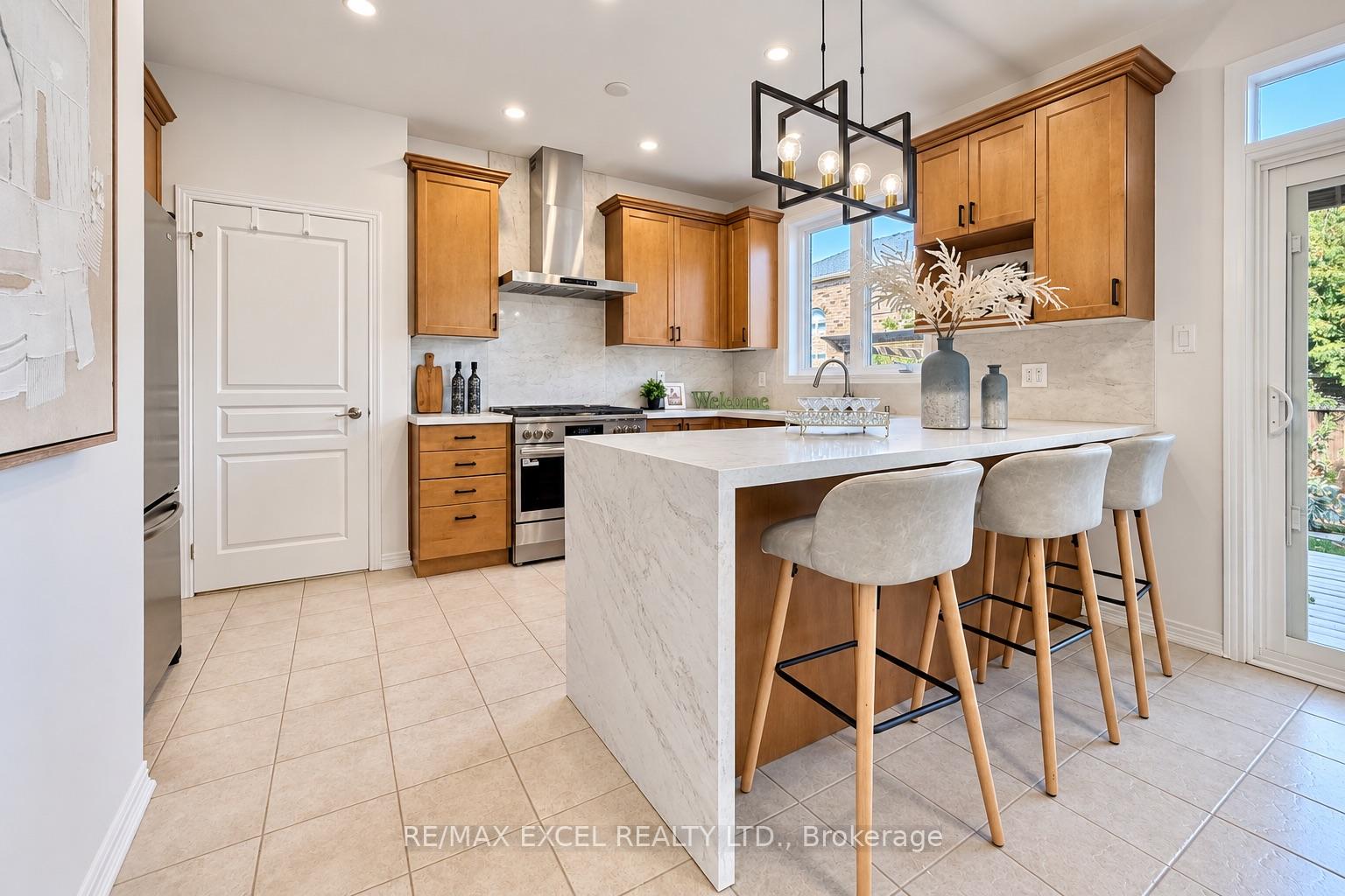 Photo 13 of 35 Stoneheath Crescent, Markham, Cachet — HOMEH