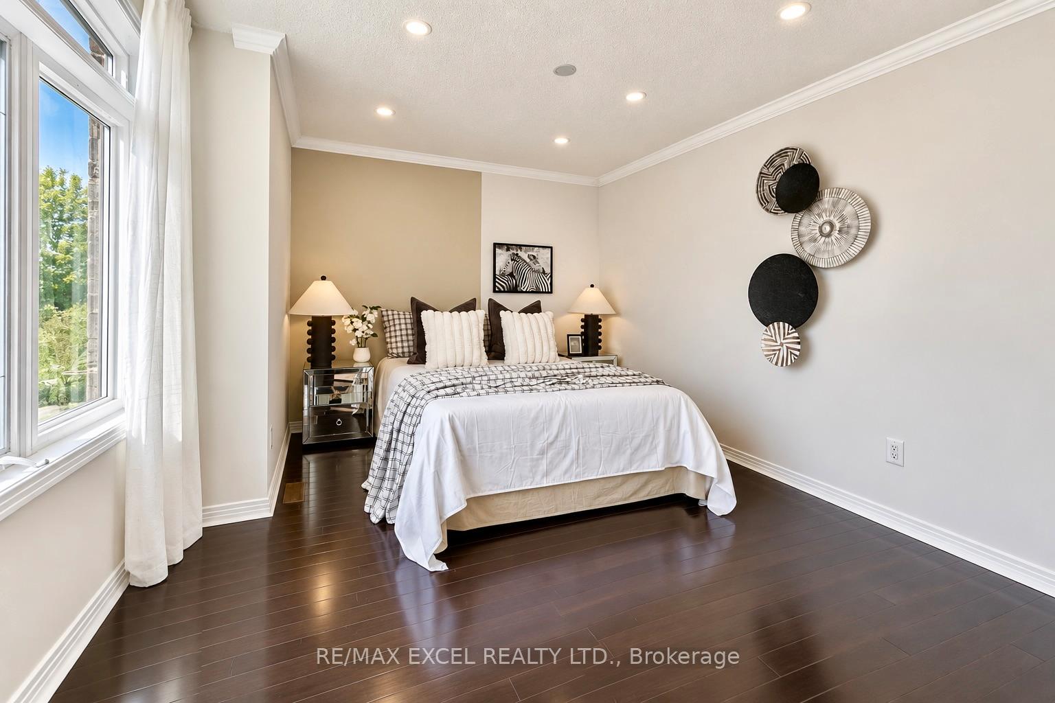 Photo 29 of 35 Stoneheath Crescent, Markham, Cachet — HOMEH