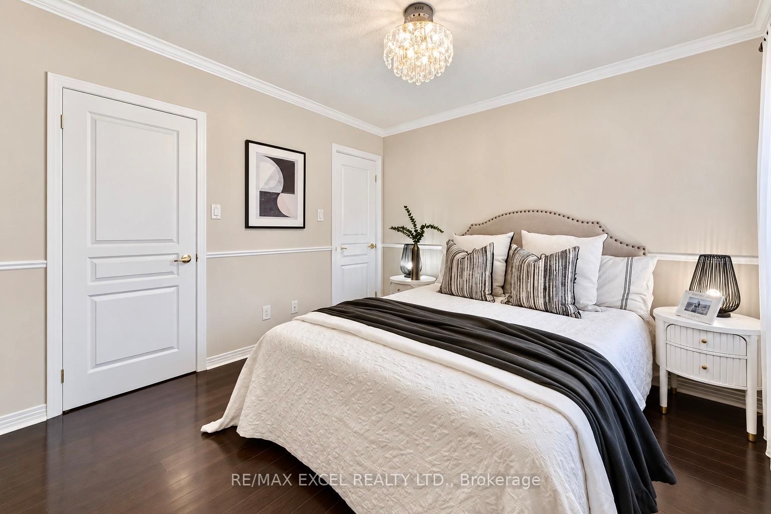 Photo 30 of 35 Stoneheath Crescent, Markham, Cachet — HOMEH