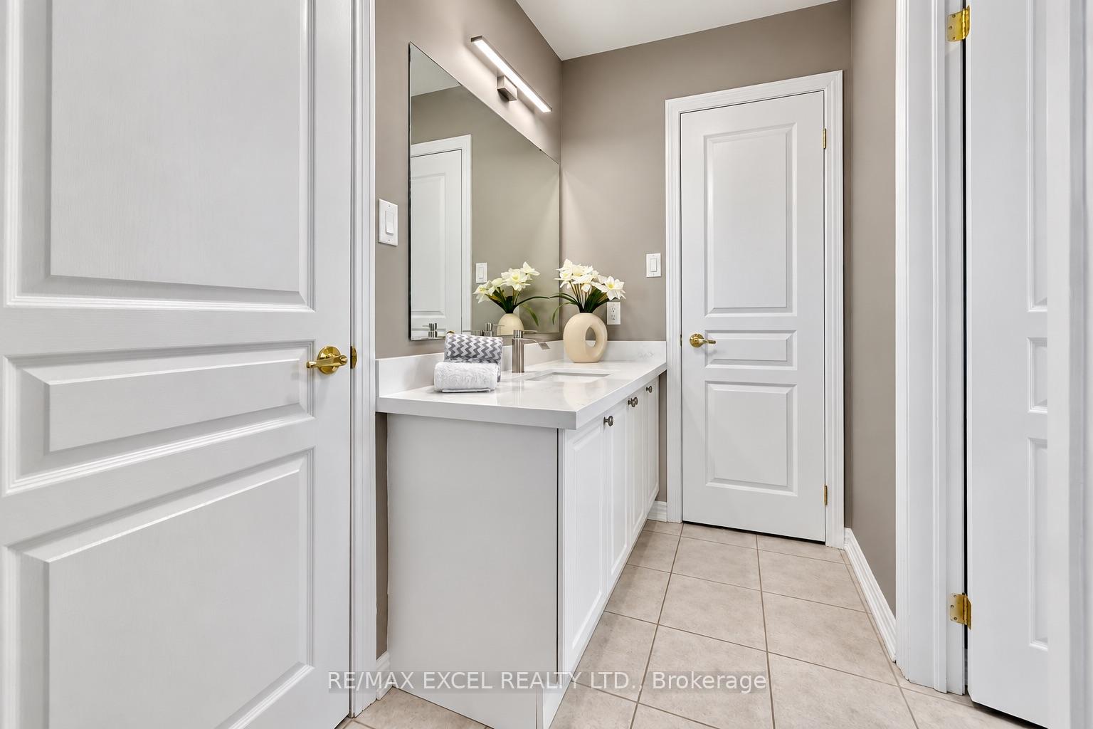 Photo 39 of 35 Stoneheath Crescent, Markham, Cachet — HOMEH