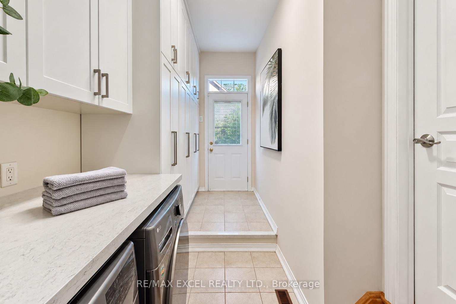Photo 43 of 35 Stoneheath Crescent, Markham, Cachet — HOMEH