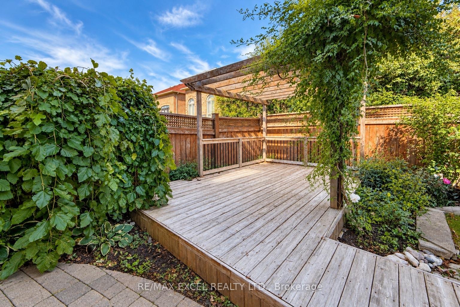Photo 50 of 35 Stoneheath Crescent, Markham, Cachet — HOMEH