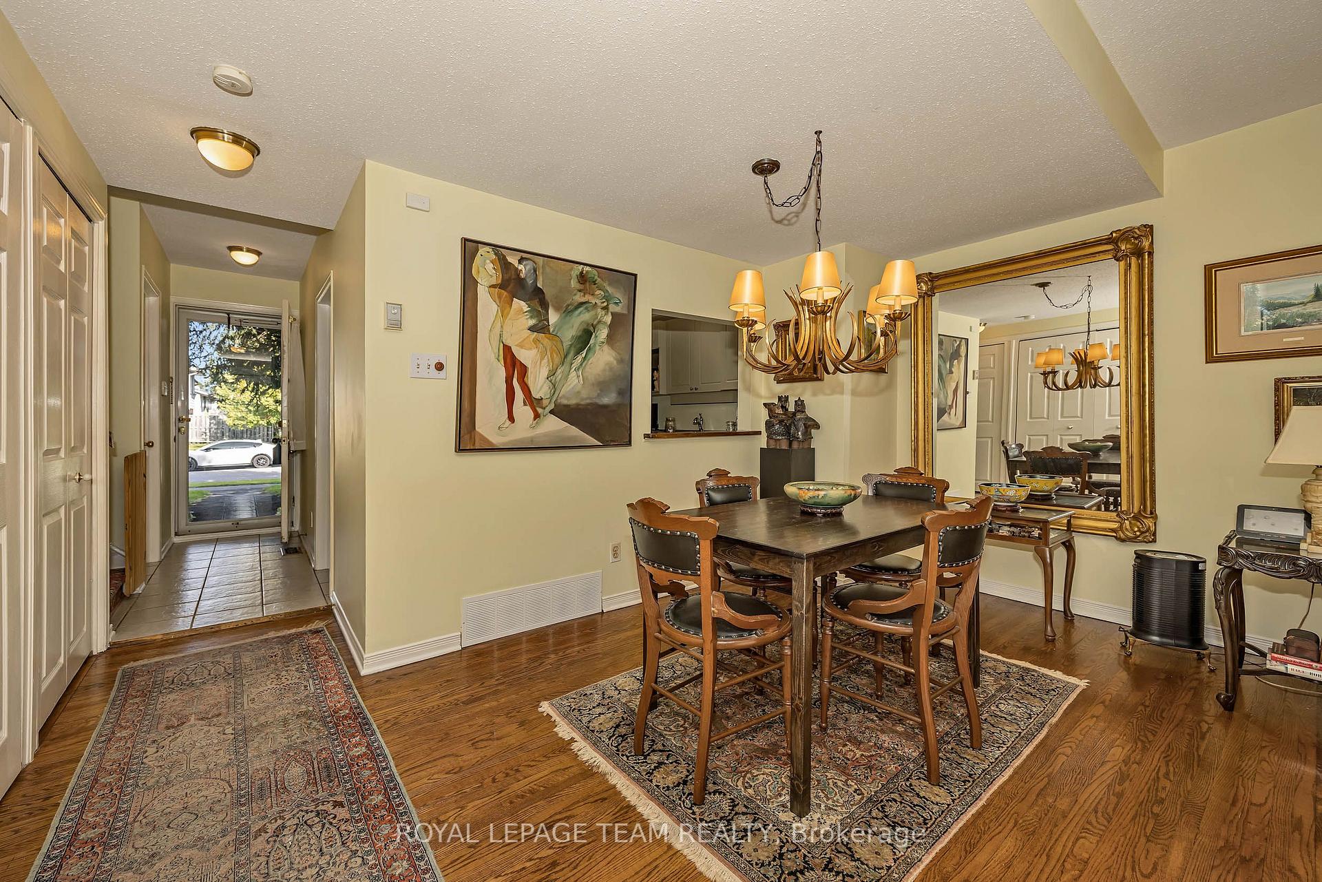 Photo 8 of 28 Monterey Drive, Ottawa, Leslie Park — HOMEH