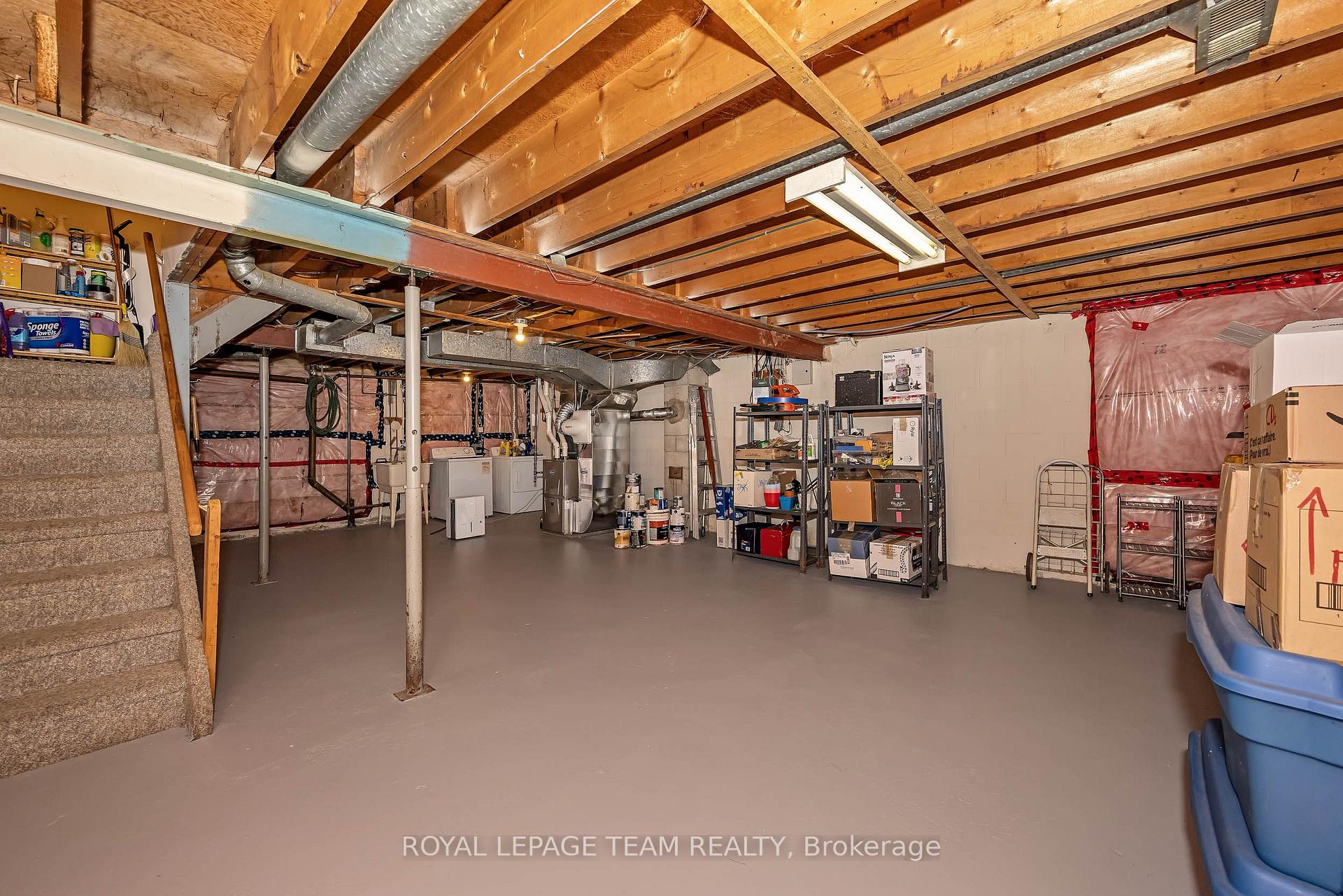 Photo 25 of 28 Monterey Drive, Ottawa, Leslie Park — HOMEH