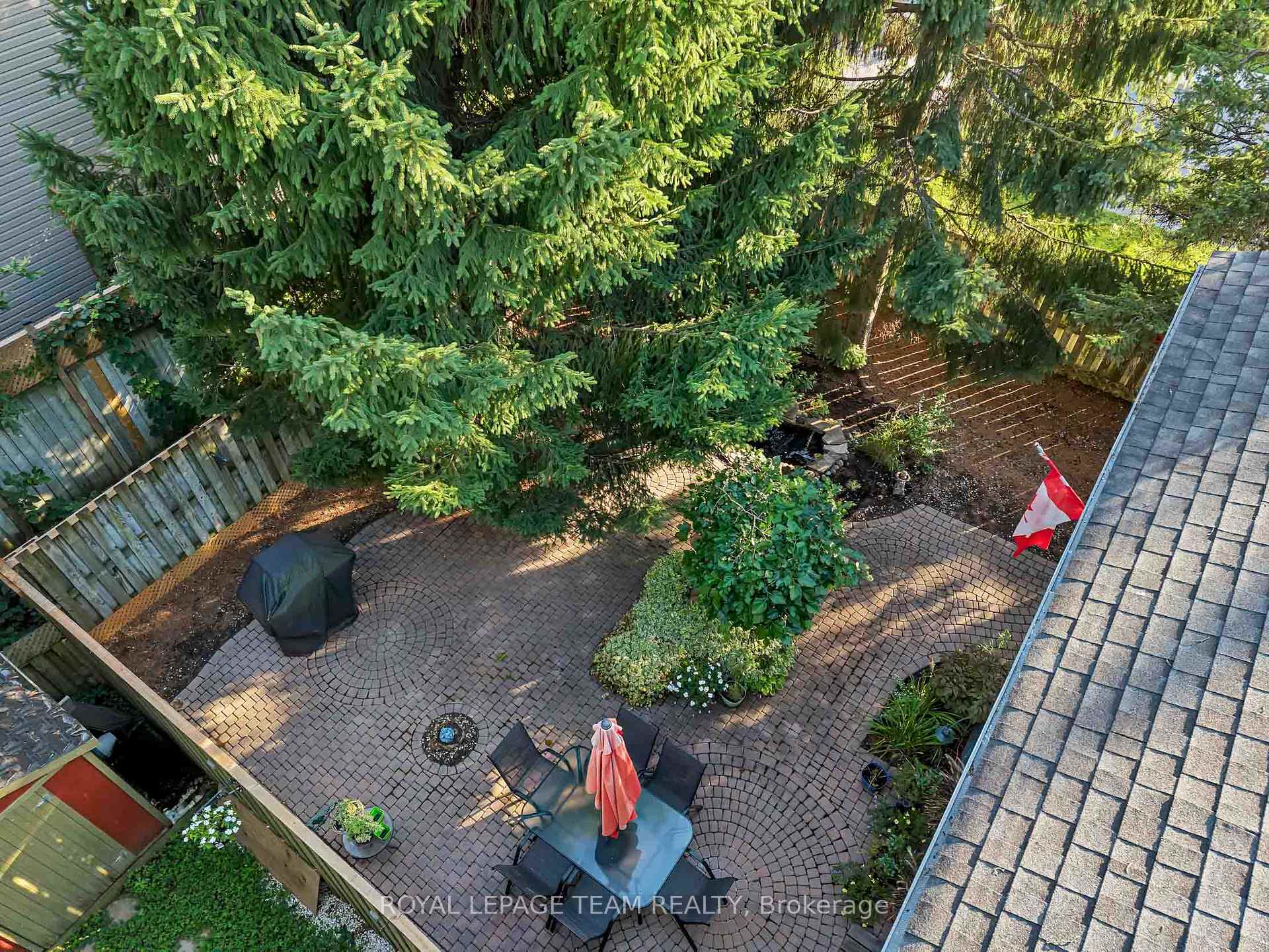 Photo 34 of 28 Monterey Drive, Ottawa, Leslie Park — HOMEH