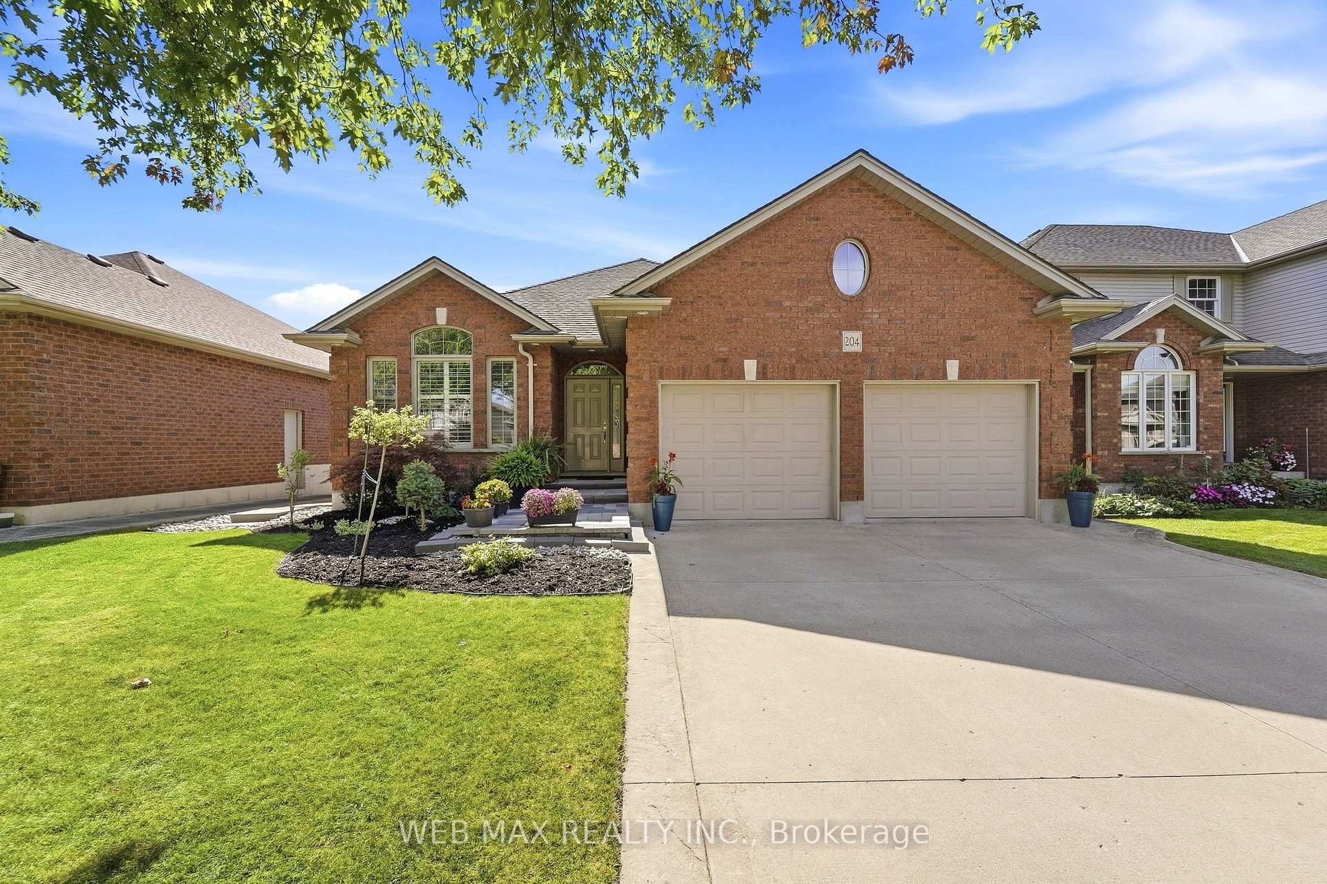Photo of 204 Kingfisher Avenue