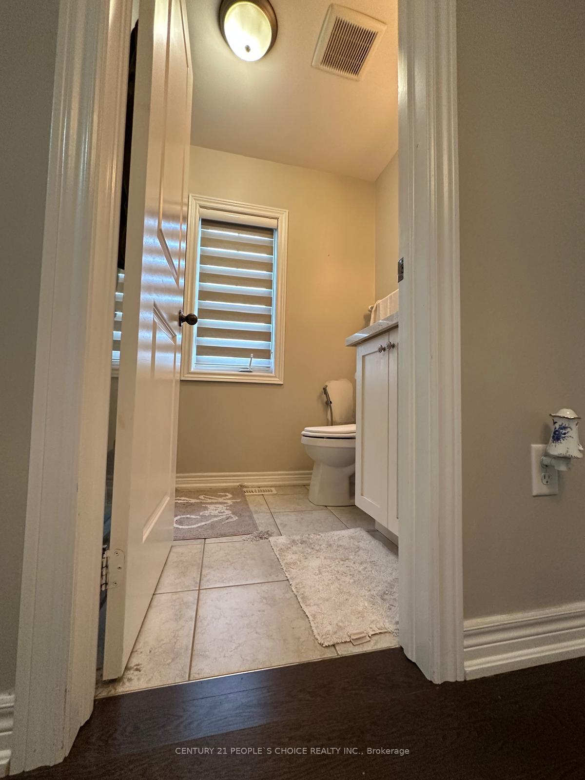 Photo 4 of Unit Upper, 70 Hogan Manor Drive, Brampton, Northwest Brampton — HOMEH