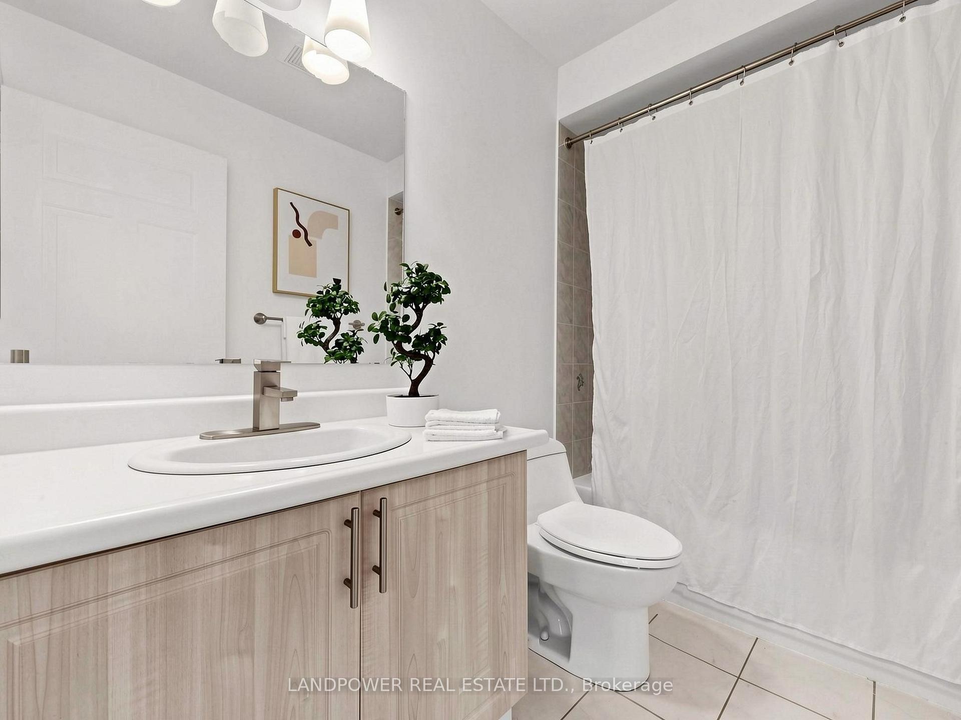 Photo 28 of 821 Sandhurst Circle, Scarborough, Agincourt North — HOMEH