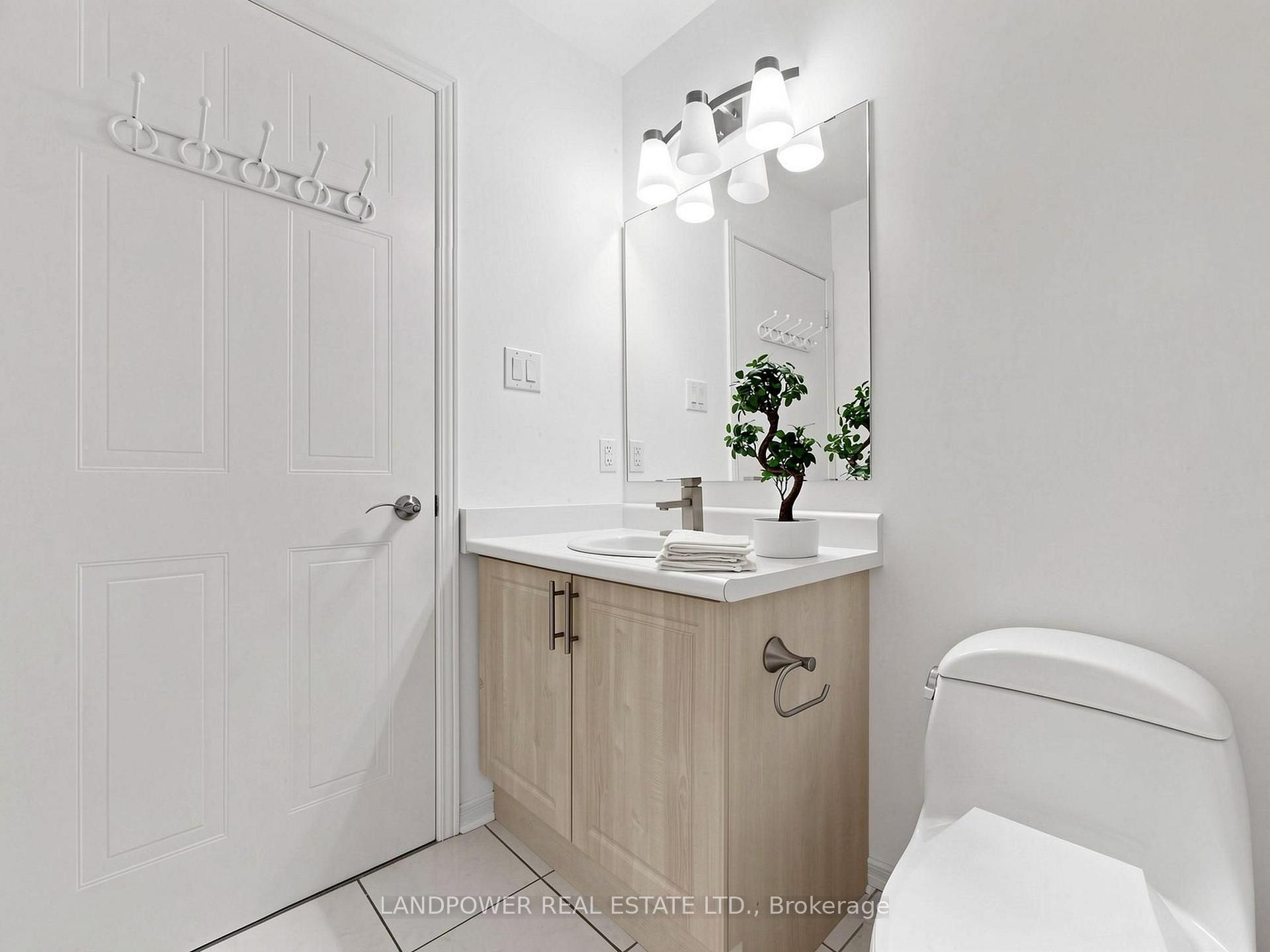 Photo 29 of 821 Sandhurst Circle, Scarborough, Agincourt North — HOMEH