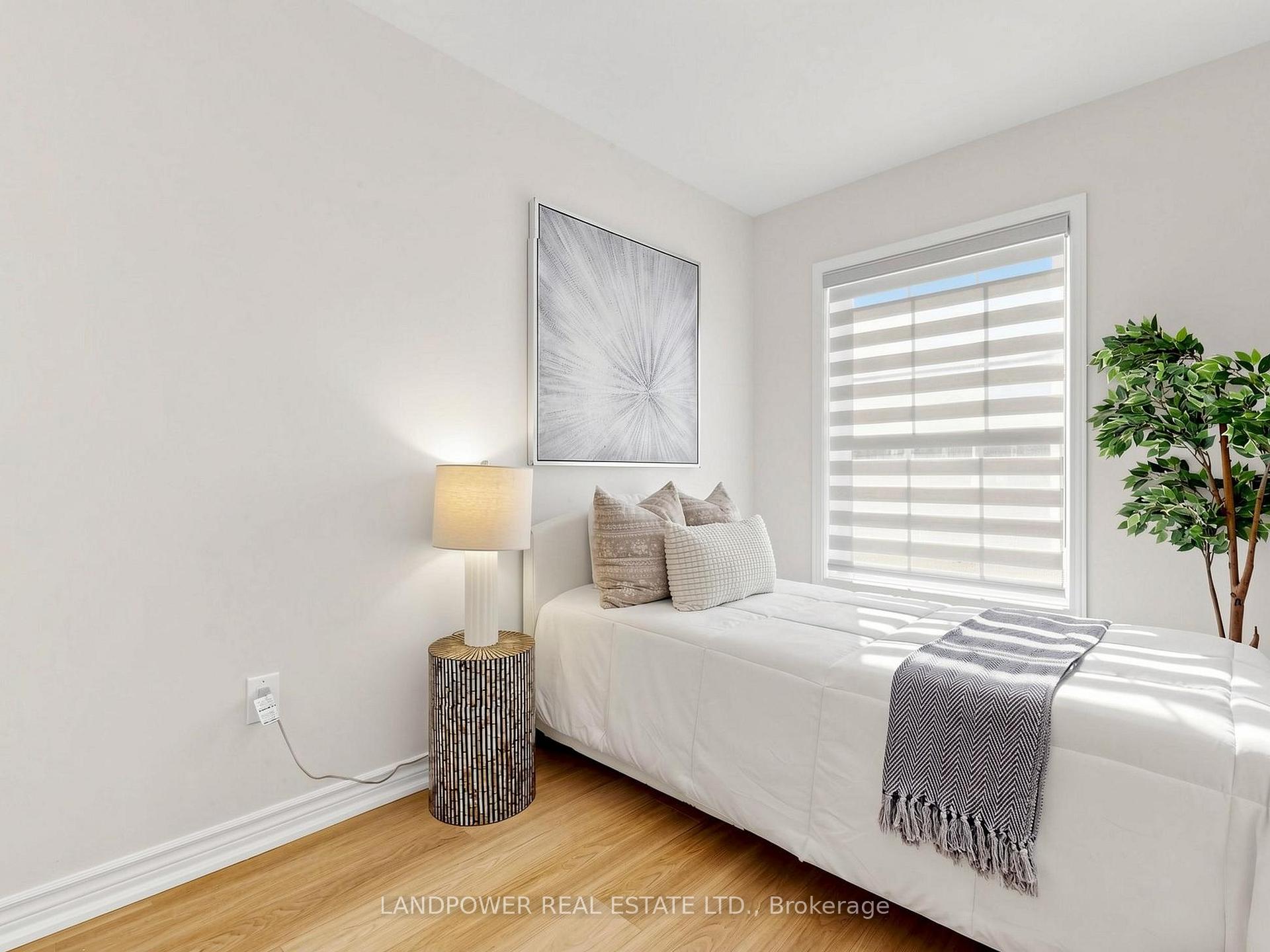 Photo 30 of 821 Sandhurst Circle, Scarborough, Agincourt North — HOMEH