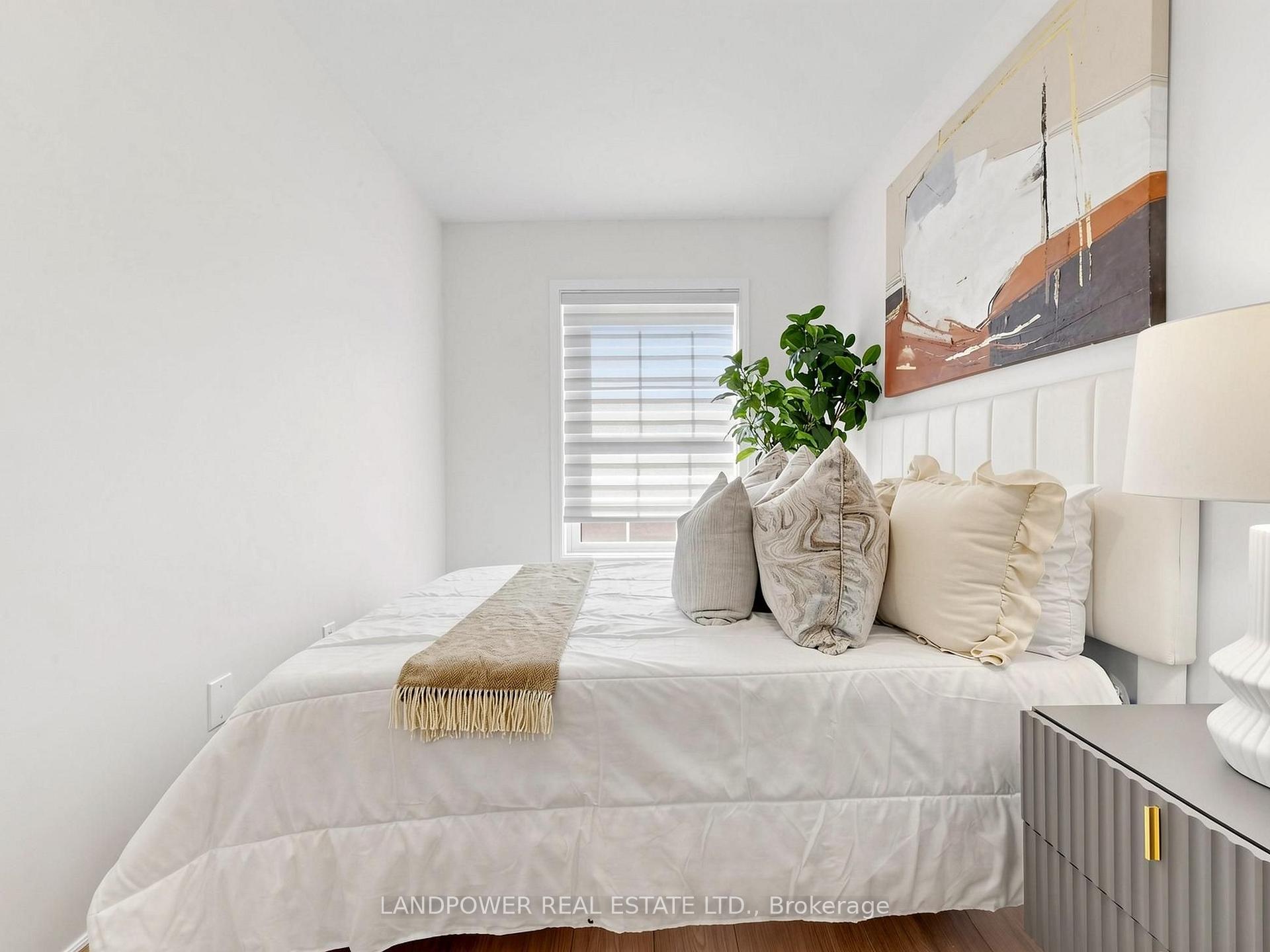 Photo 31 of 821 Sandhurst Circle, Scarborough, Agincourt North — HOMEH