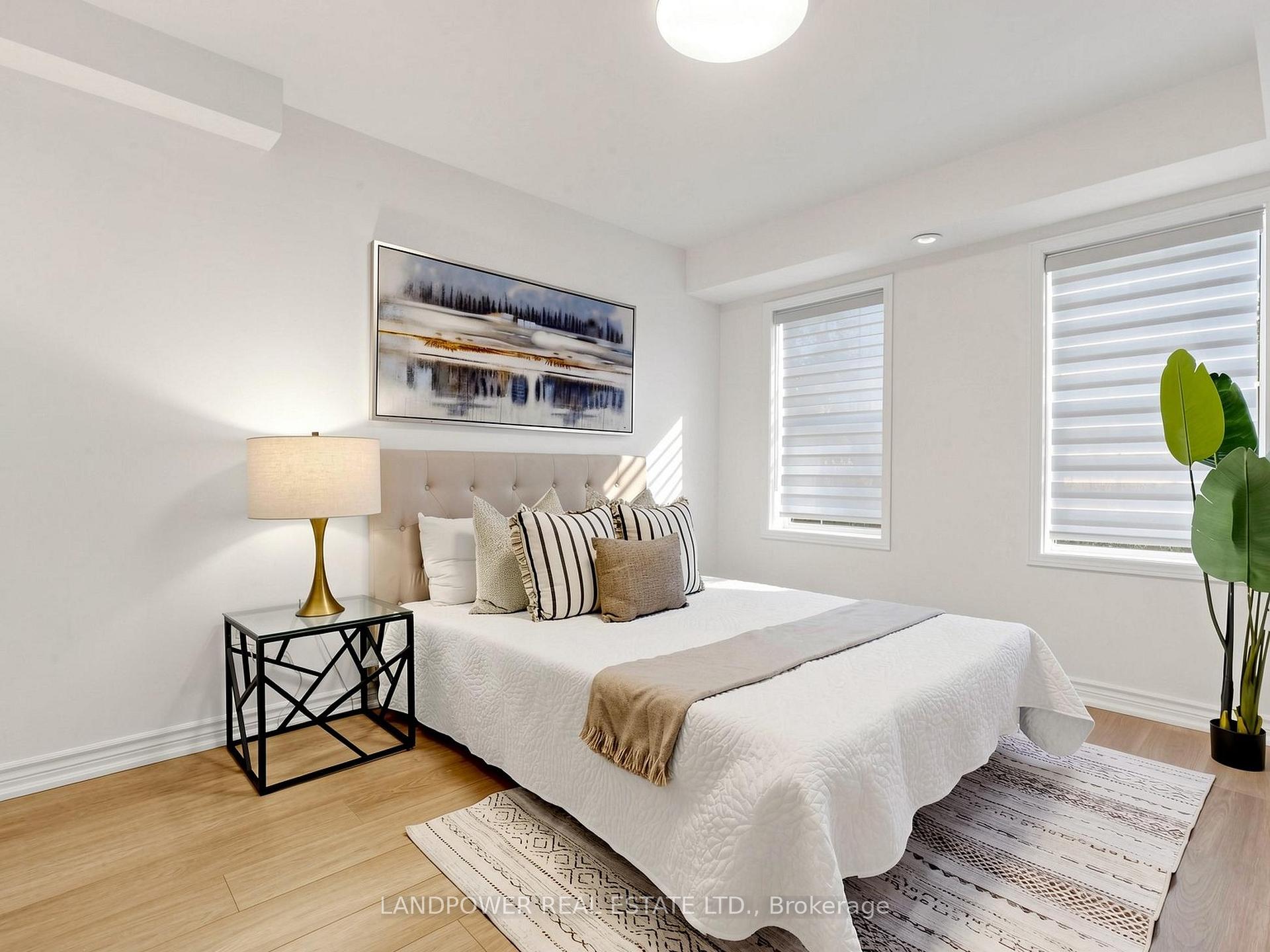 Photo 35 of 821 Sandhurst Circle, Scarborough, Agincourt North — HOMEH