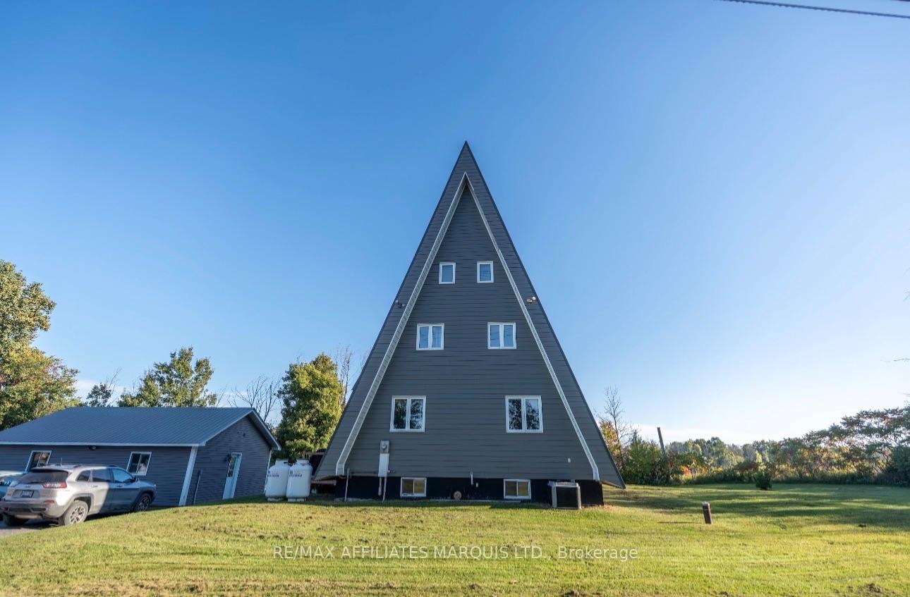 Photo 4 of 2150 Service Road, Cornwall, Cornwall — HOMEH
