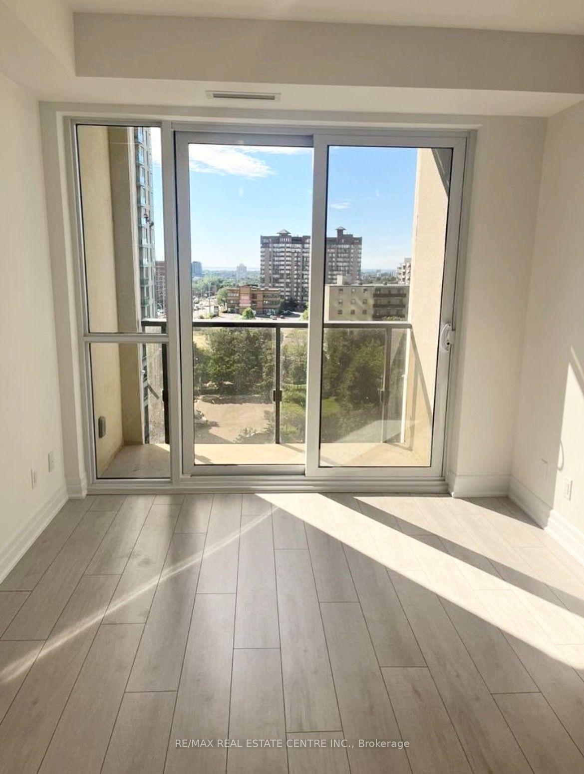 Photo 17 of Unit 605, 30 Elm Drive W, Mississauga, City Centre — HOMEH