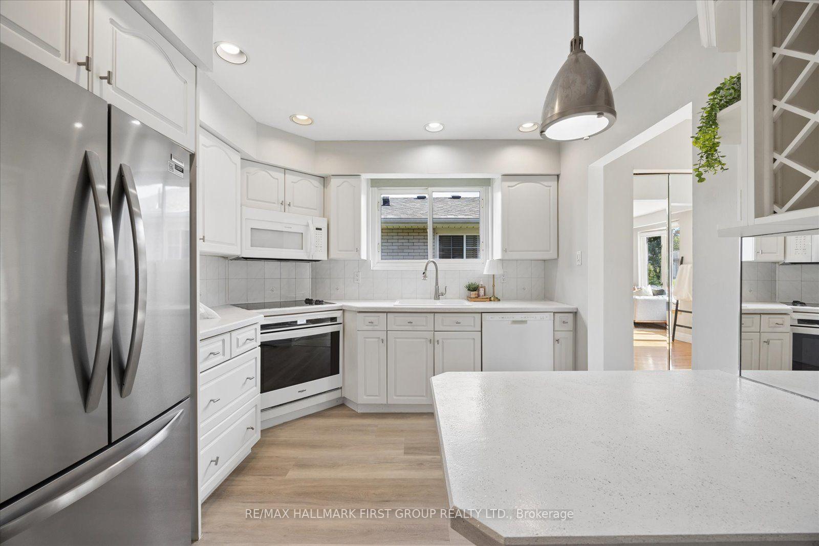 Photo 10 of 7 Archer Drive, Ajax, South East — HOMEH