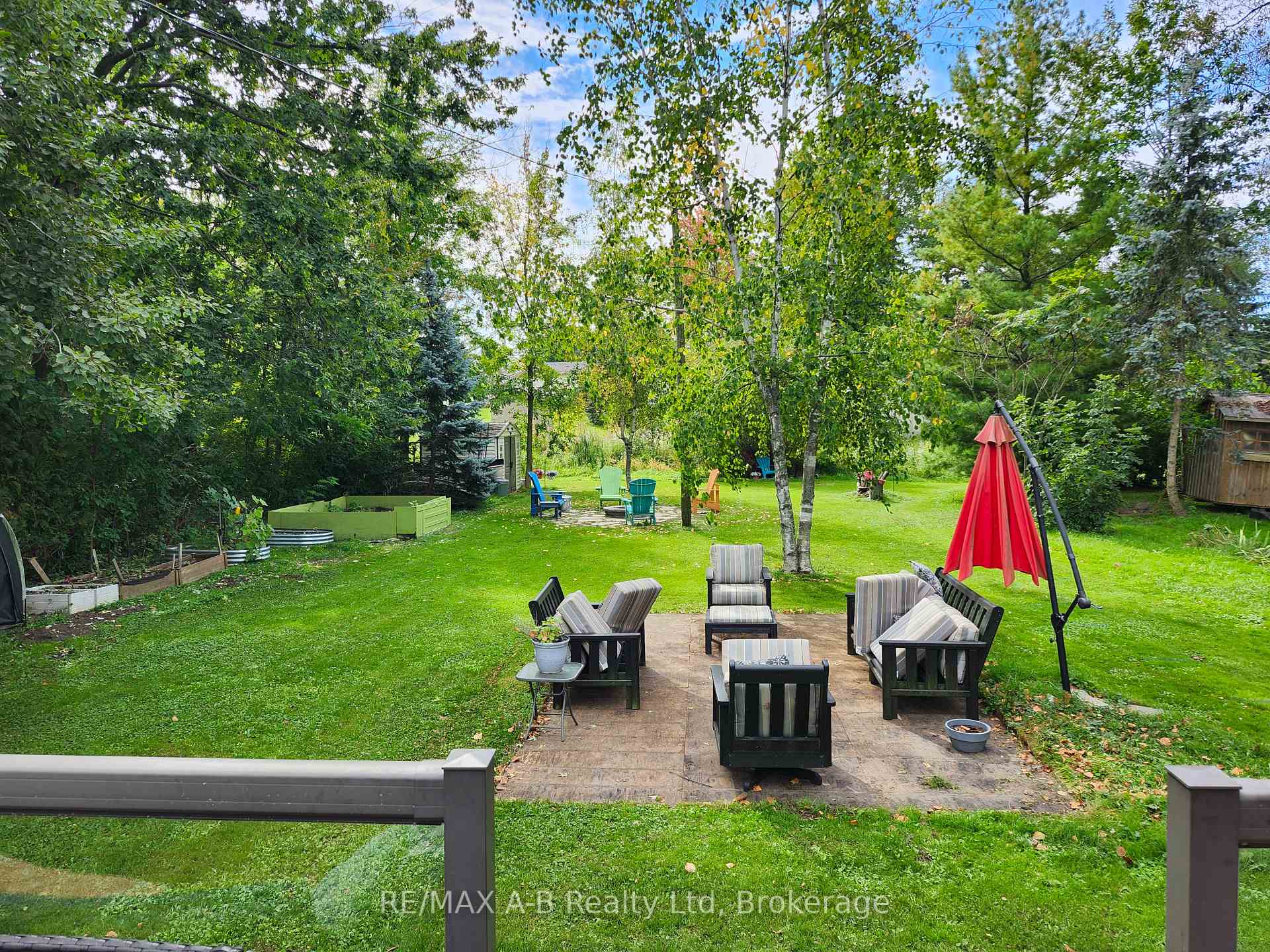 Photo 2 of 195 Cedar Road, Perth East, Crystal Lake — HOMEH
