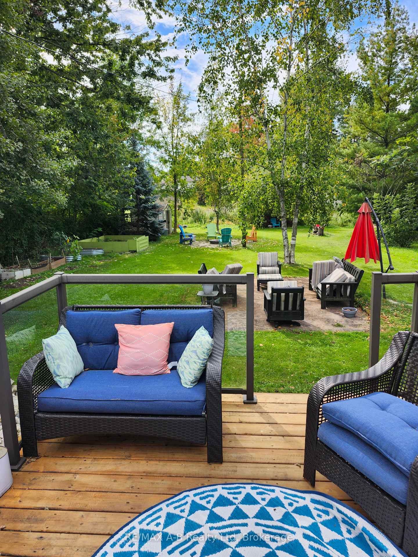 Photo 4 of 195 Cedar Road, Perth East, Crystal Lake — HOMEH