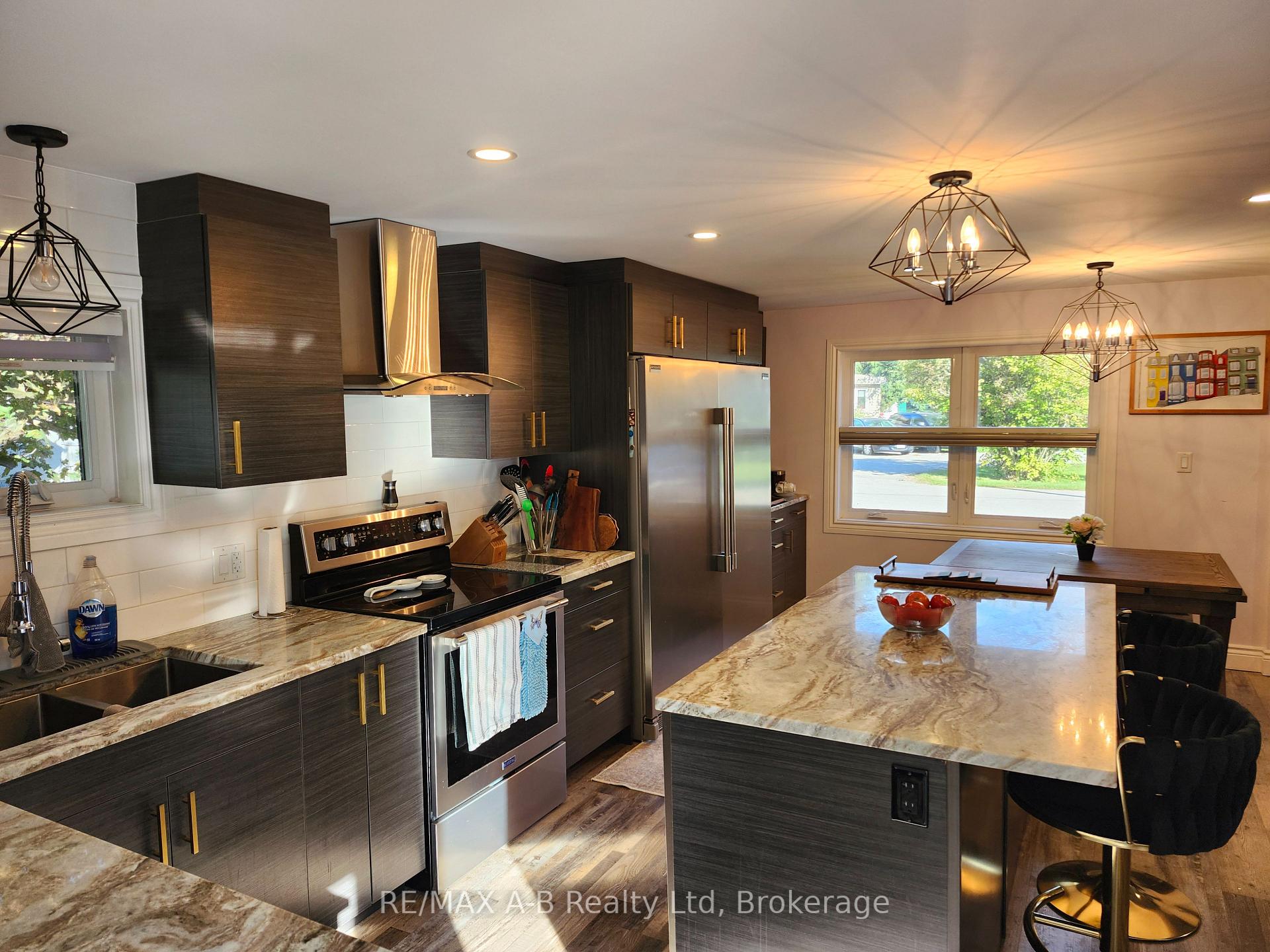 Photo 8 of 195 Cedar Road, Perth East, Crystal Lake — HOMEH