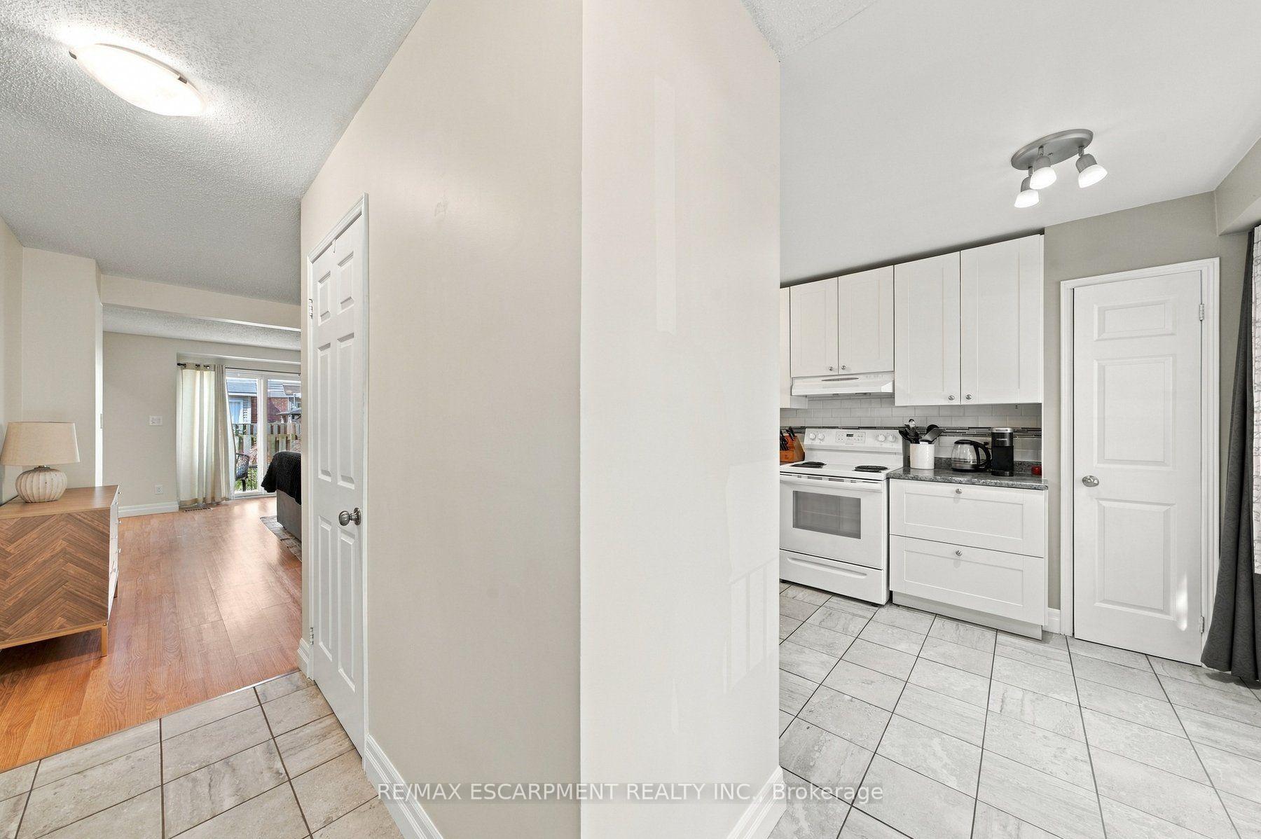 Photo 3 of Unit 47, 55 Kerman Avenue, Grimsby, Grimsby West — HOMEH