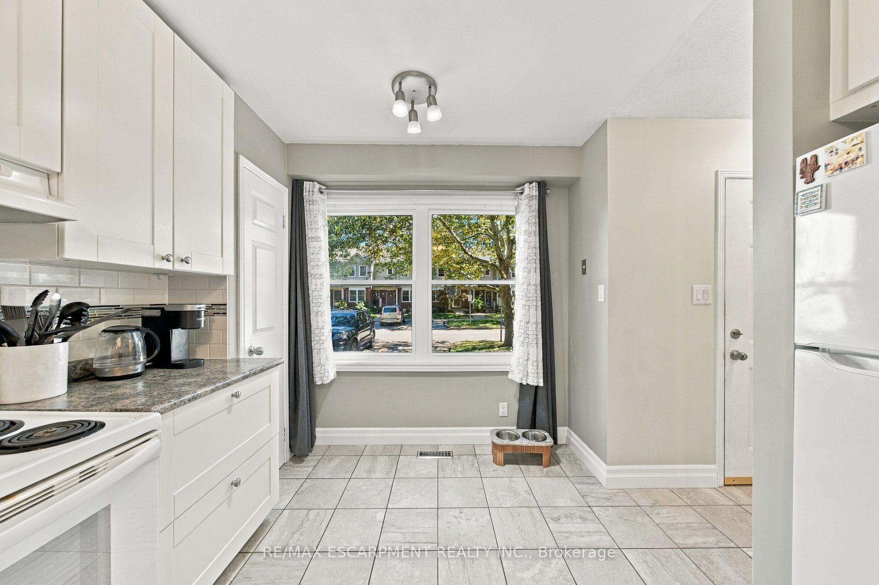 Photo 7 of Unit 47, 55 Kerman Avenue, Grimsby, Grimsby West — HOMEH