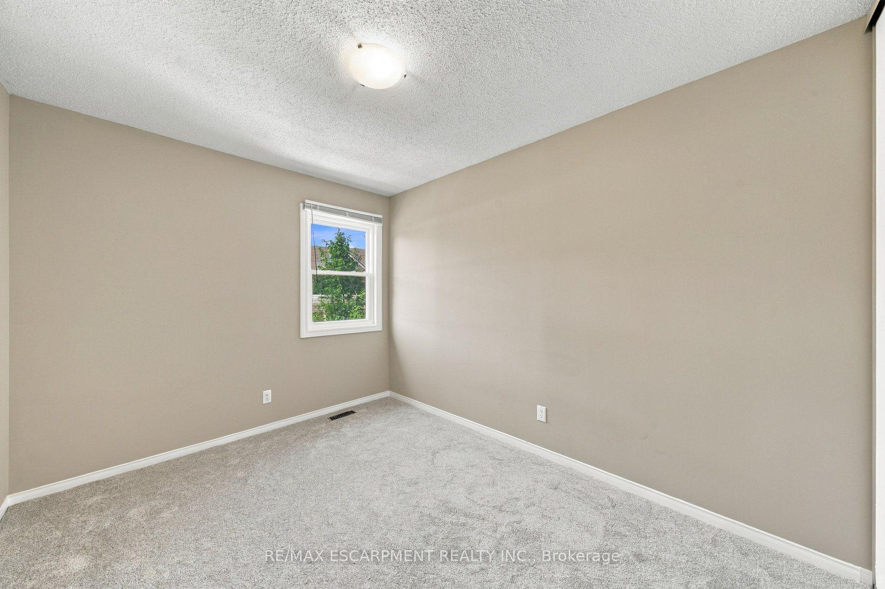 Photo 18 of Unit 47, 55 Kerman Avenue, Grimsby, Grimsby West — HOMEH