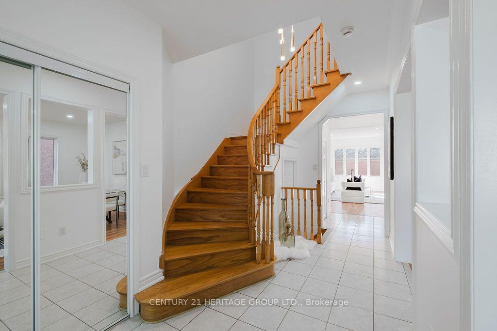 Photo 14 of 17 Wildmoor Street, Markham, Cornell — HOMEH